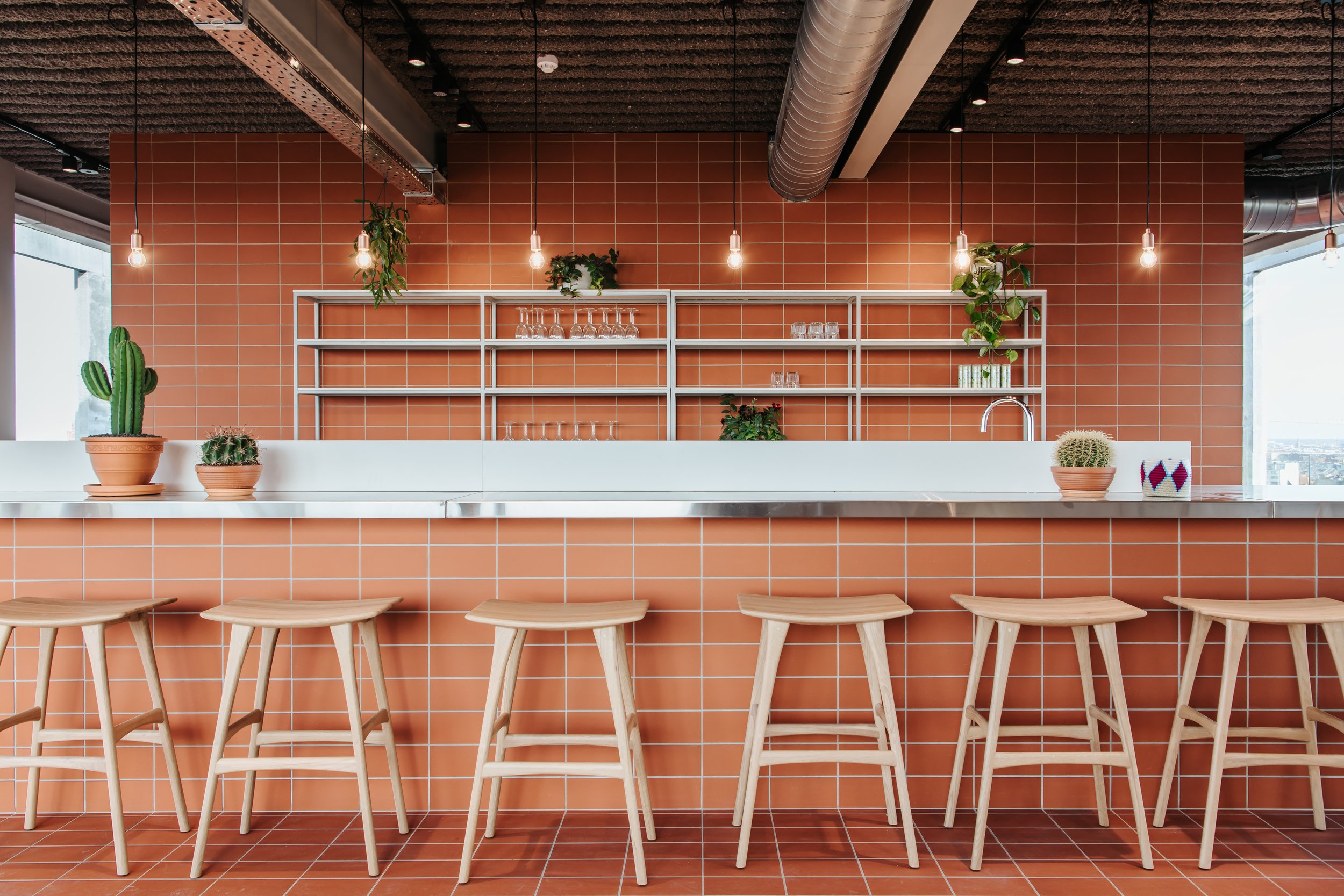 080_202102104_PRINCE_skylounge bar.jpeg