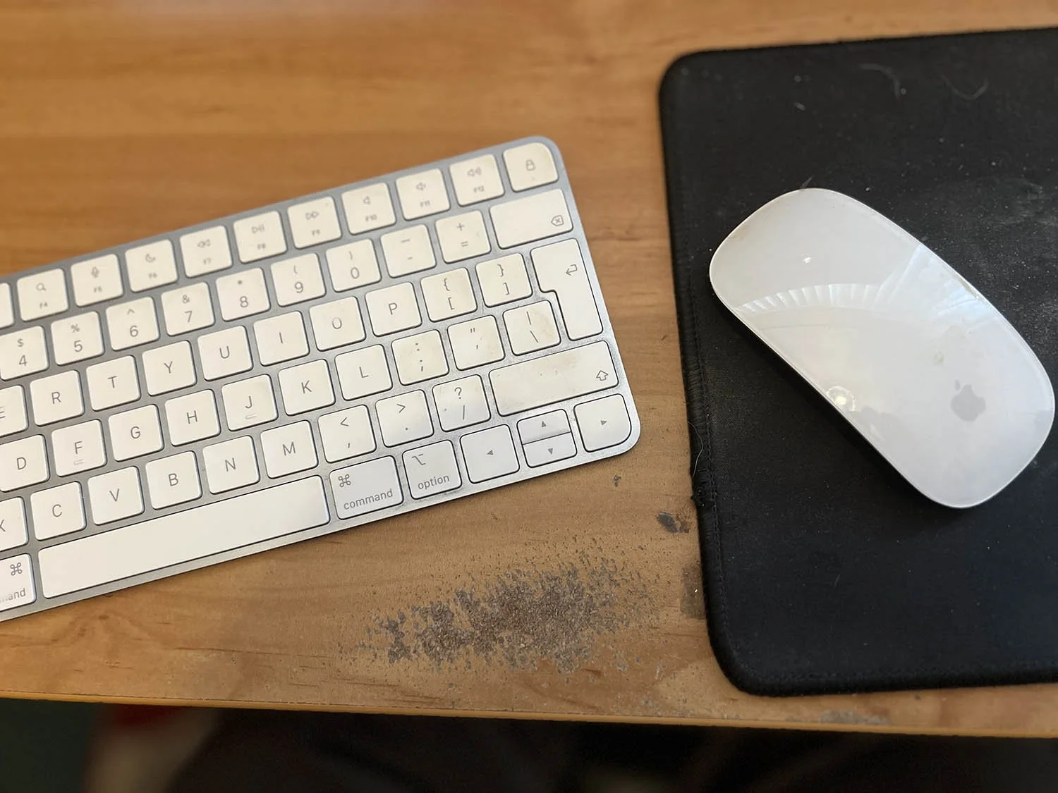 Keywords and a mouse on the desk are essential tools for any good graphic designer.