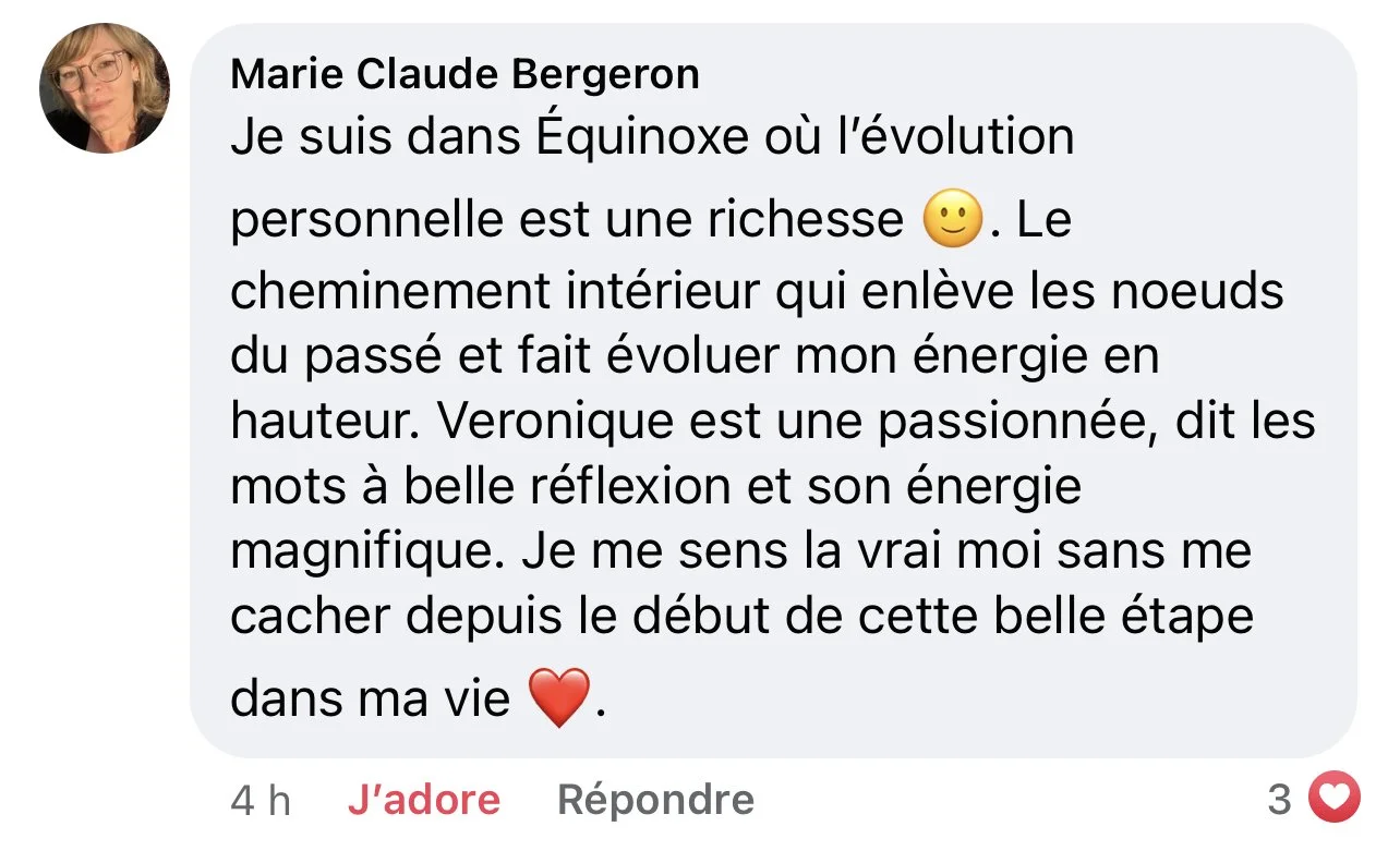 Capture d'écran d'une discussion textuelle, avec un portrait de femme en haut à gauche, texte en français dans une bulle de message