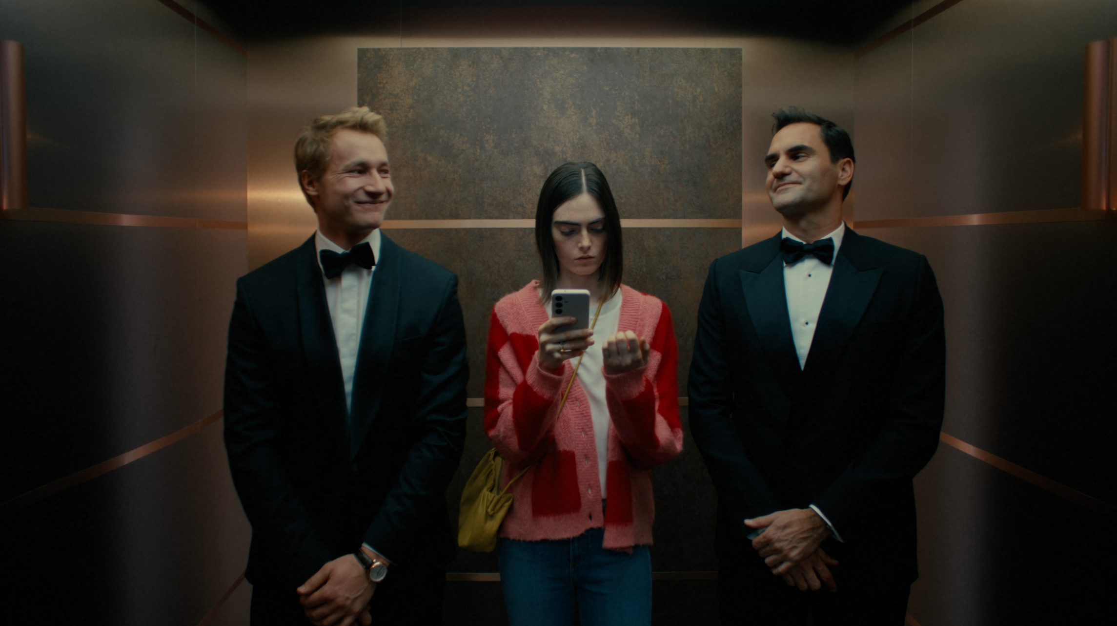 Roger Federer and Marco Odermatt in the Sunrise elevator TV spot