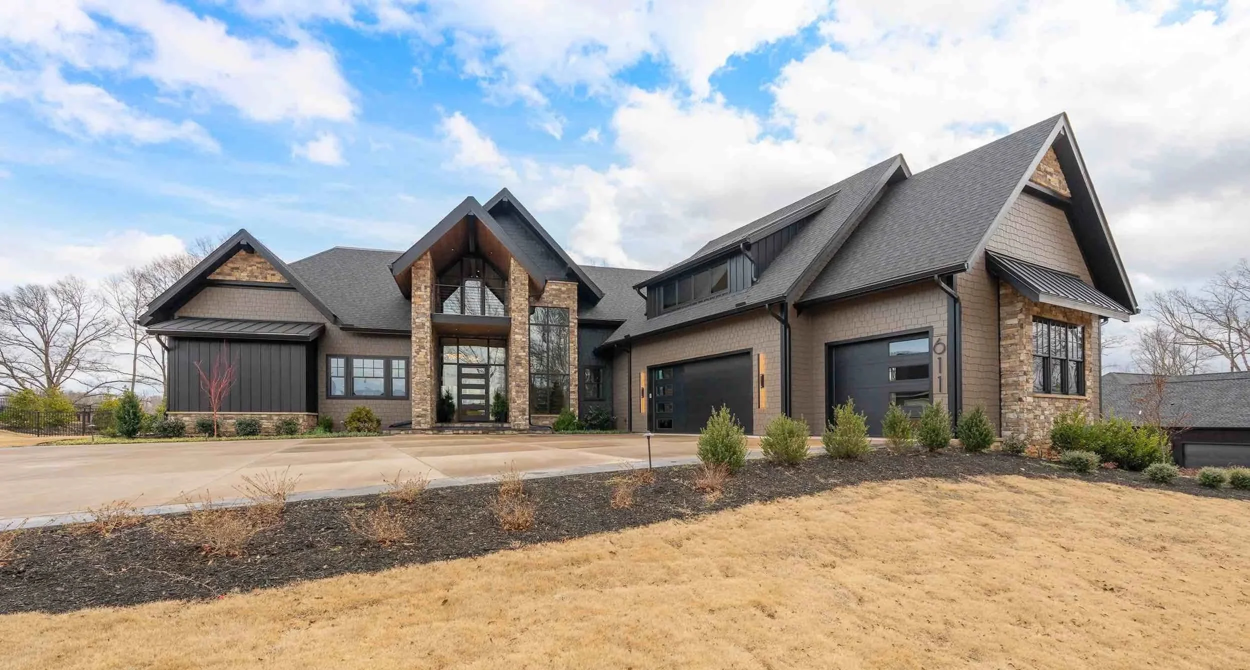 traditional custom home build in greenville sc