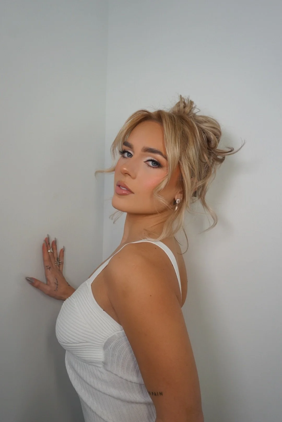 HD Air Brush Hair and Makeup