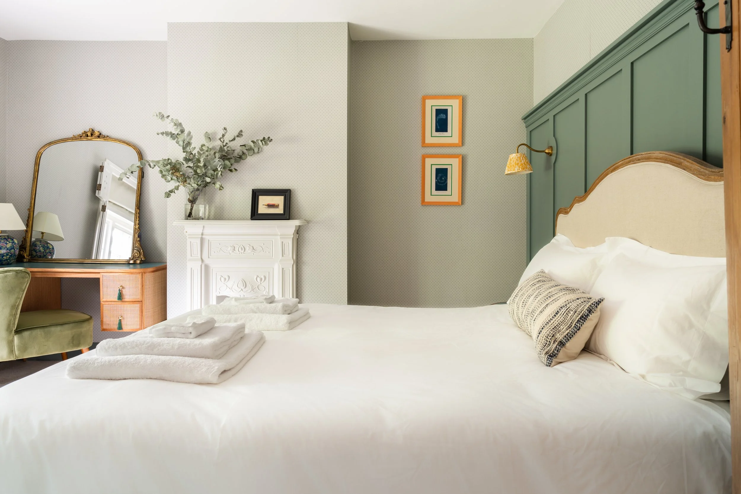 FLINT COTTAGE 25-05-23 188-Edit.jpg