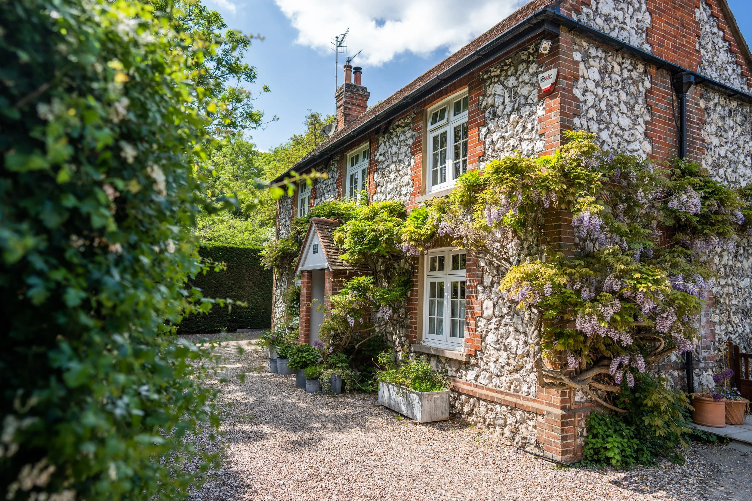 FLINT COTTAGE 25-05-23 672-Edit.jpg
