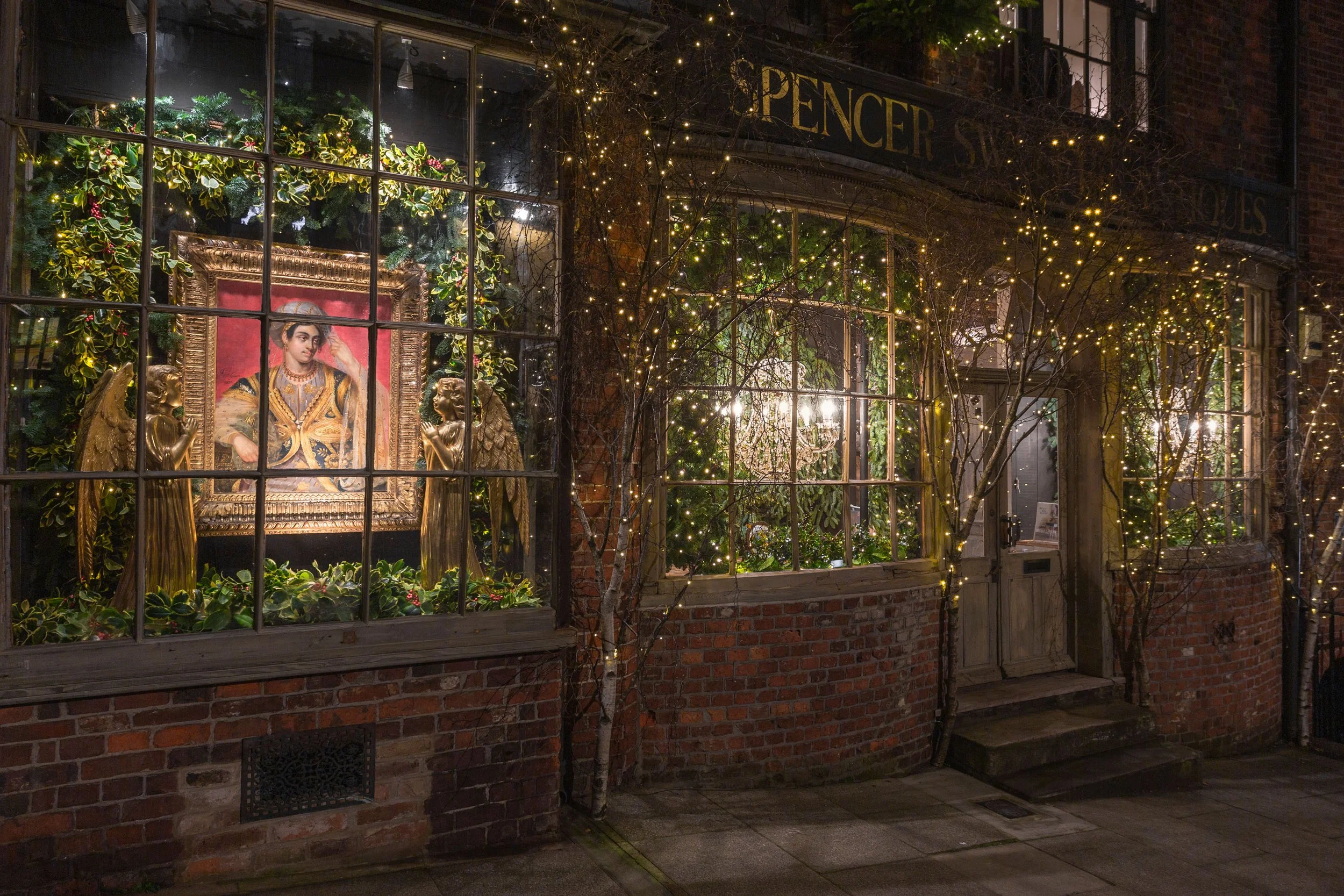 Christmas-Window-2019-4-WS.jpg