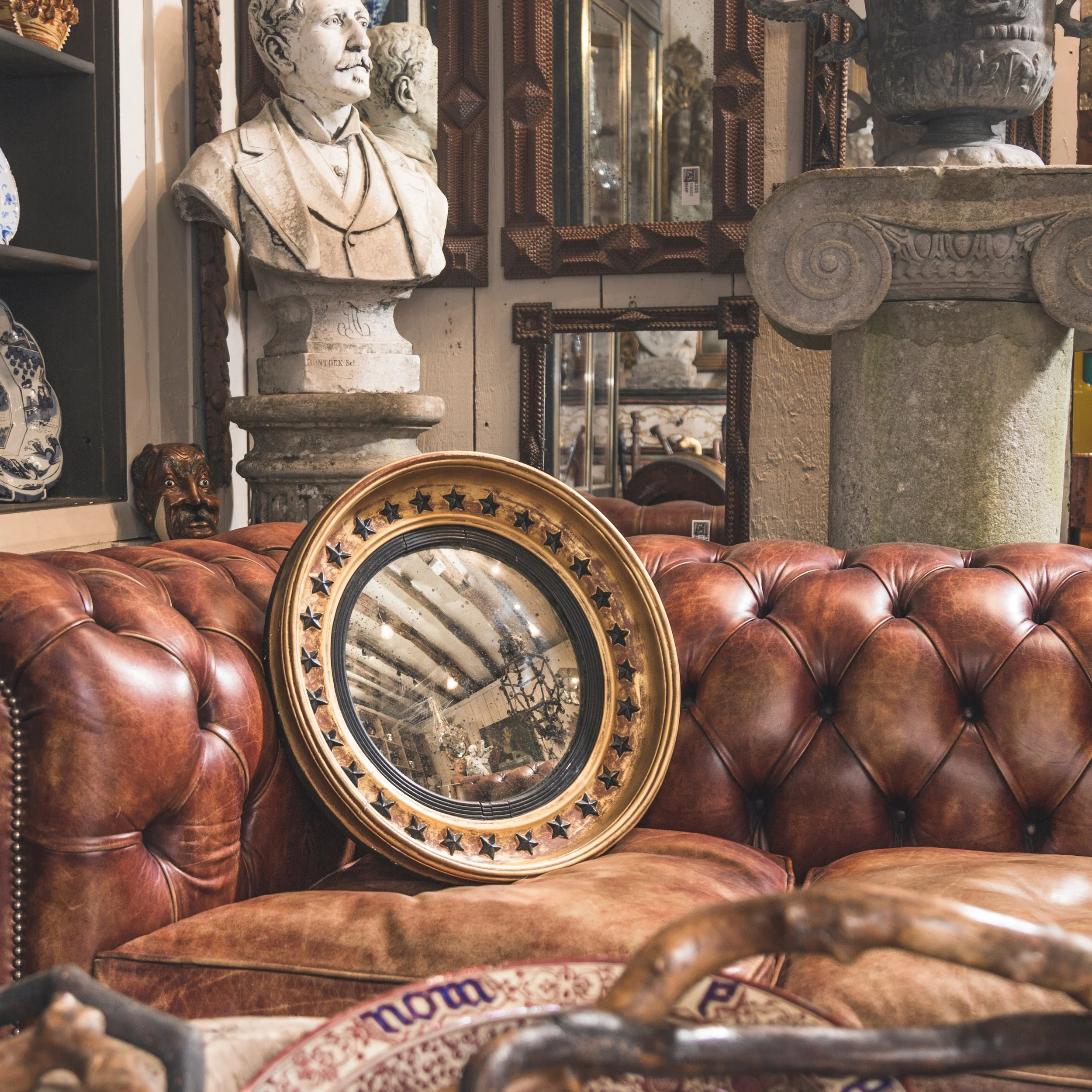 114544 Gilt Convex 1 HR.jpg