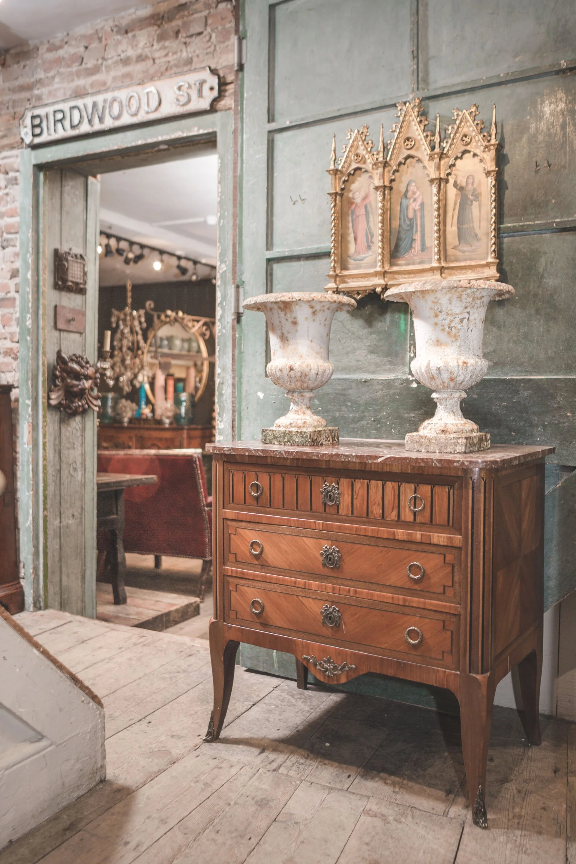 116947-Walnut-Marble-Top-Chest-Display-30-01-20-3-WS.jpg