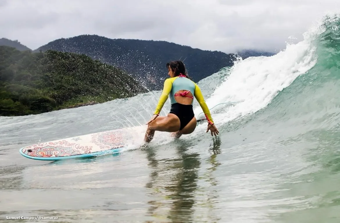 Todo lo que el surf me enseñó cuando estaba perdida.