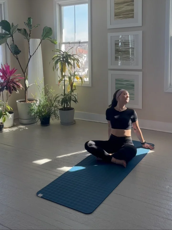 Late Luteal Phase~
soften, slow, support🌙

As progesterone rises and your energy begins to dip, your body isn&rsquo;t asking for intensity, it&rsquo;s asking for regulation.

These shapes help:

&bull; calm the nervous system
&bull; reduce stress &a