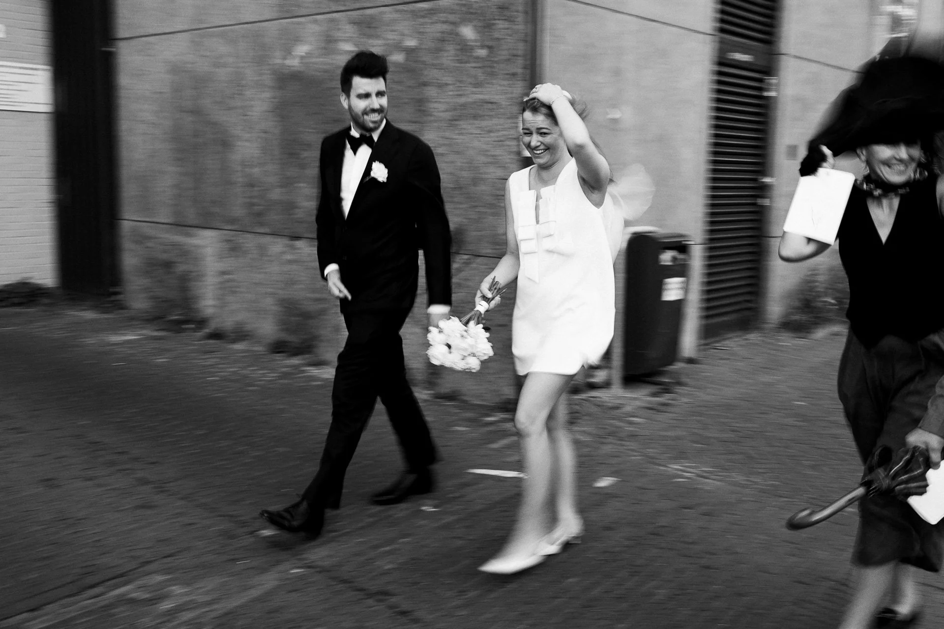 trouwfotograaf-bruidsfotograaf-wedding-documentary-documentaire-editorial-modern-amsterdam-37.jpg