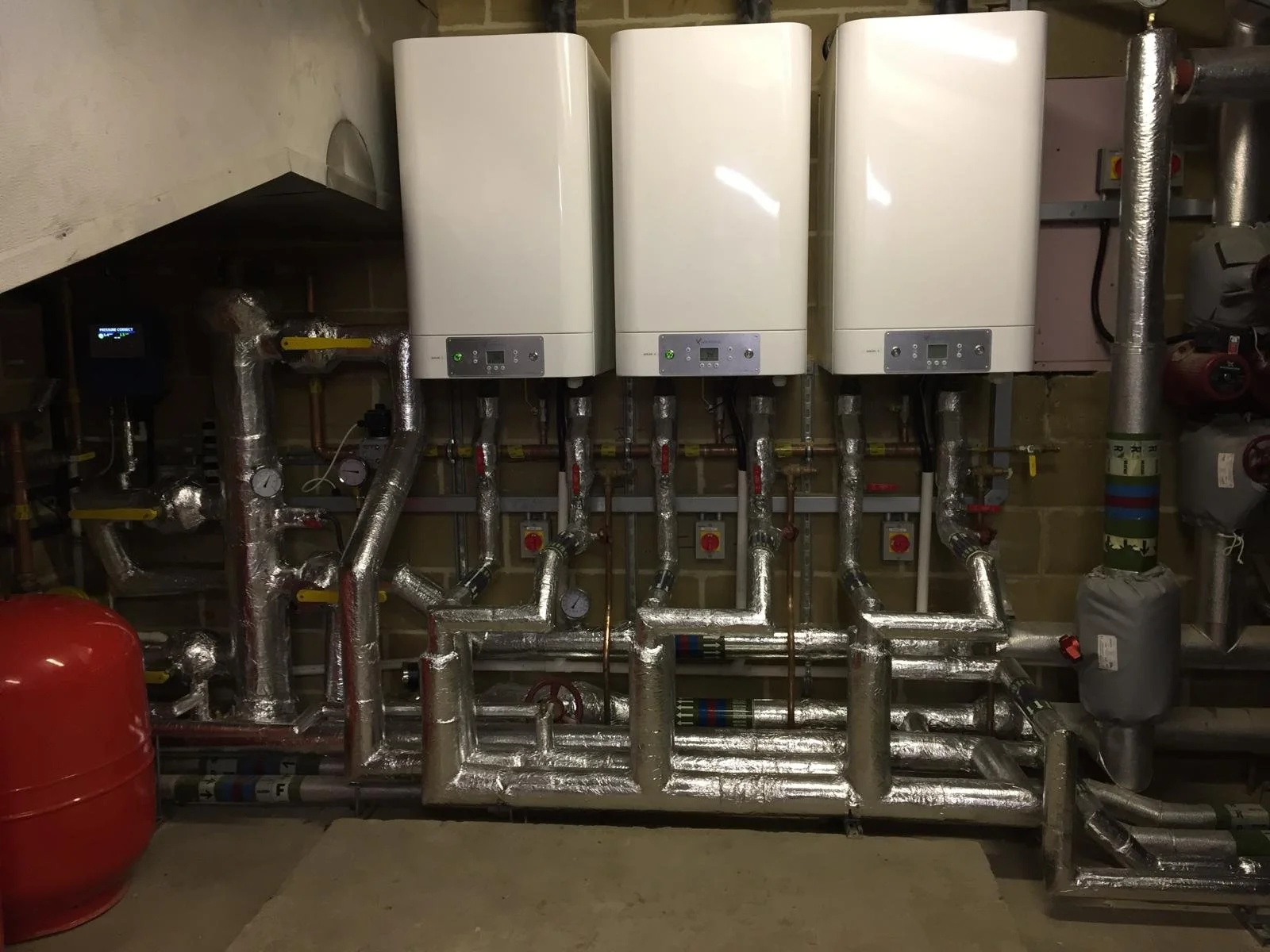 WhatsApp Image 2026-03-26 at 18.07.18 (1).jpeg