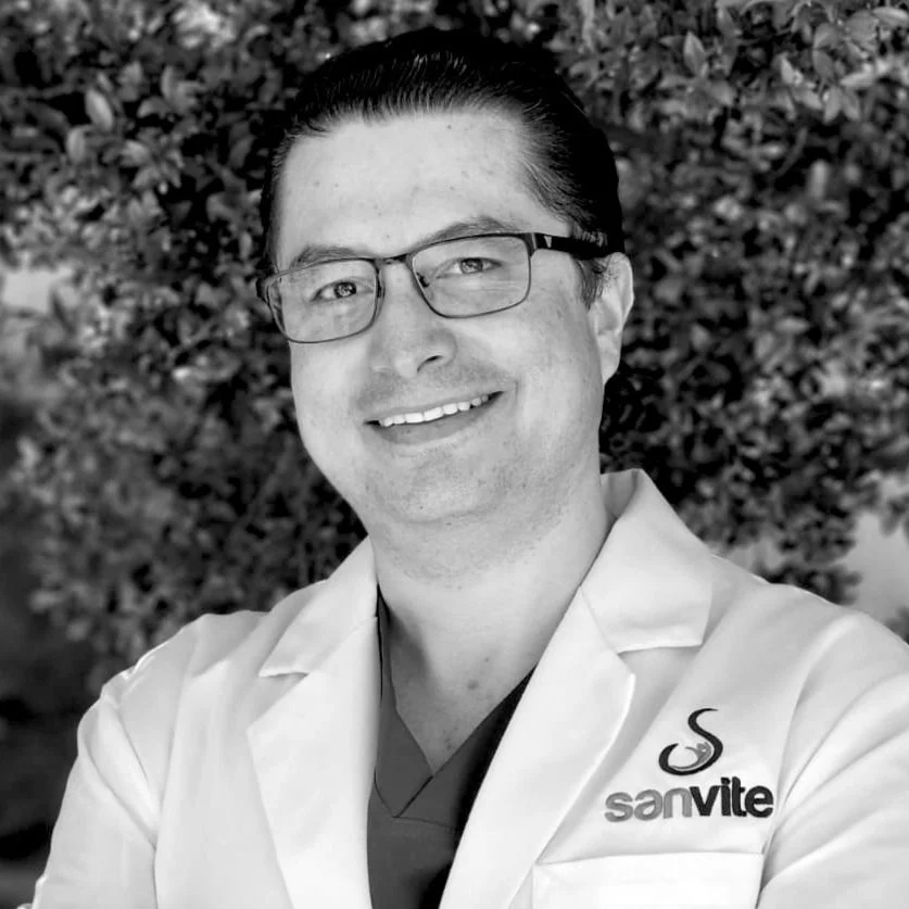 DR. DIEGO ARENAS