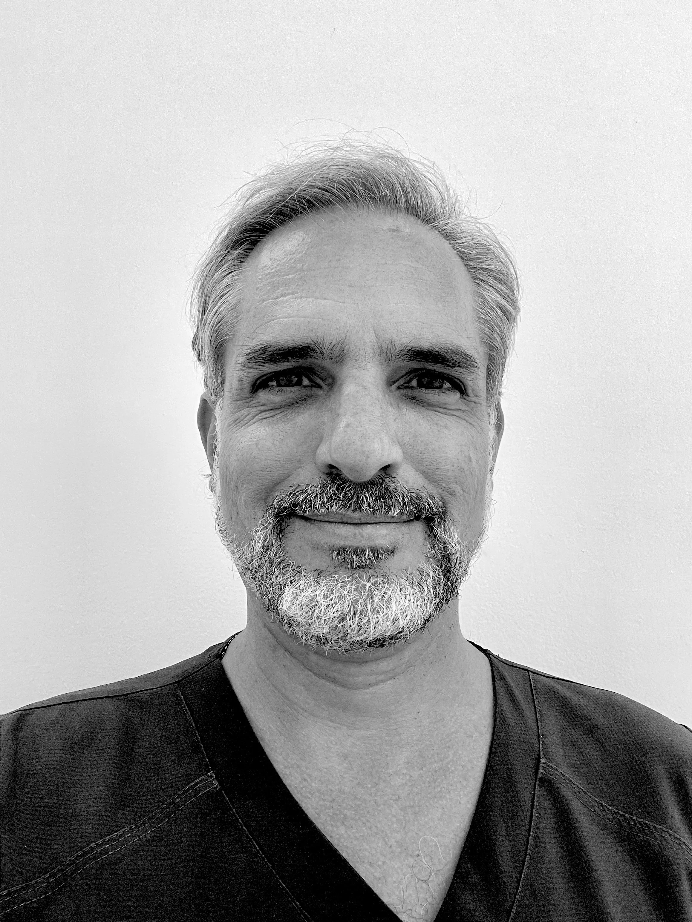 LUIS SIERRA