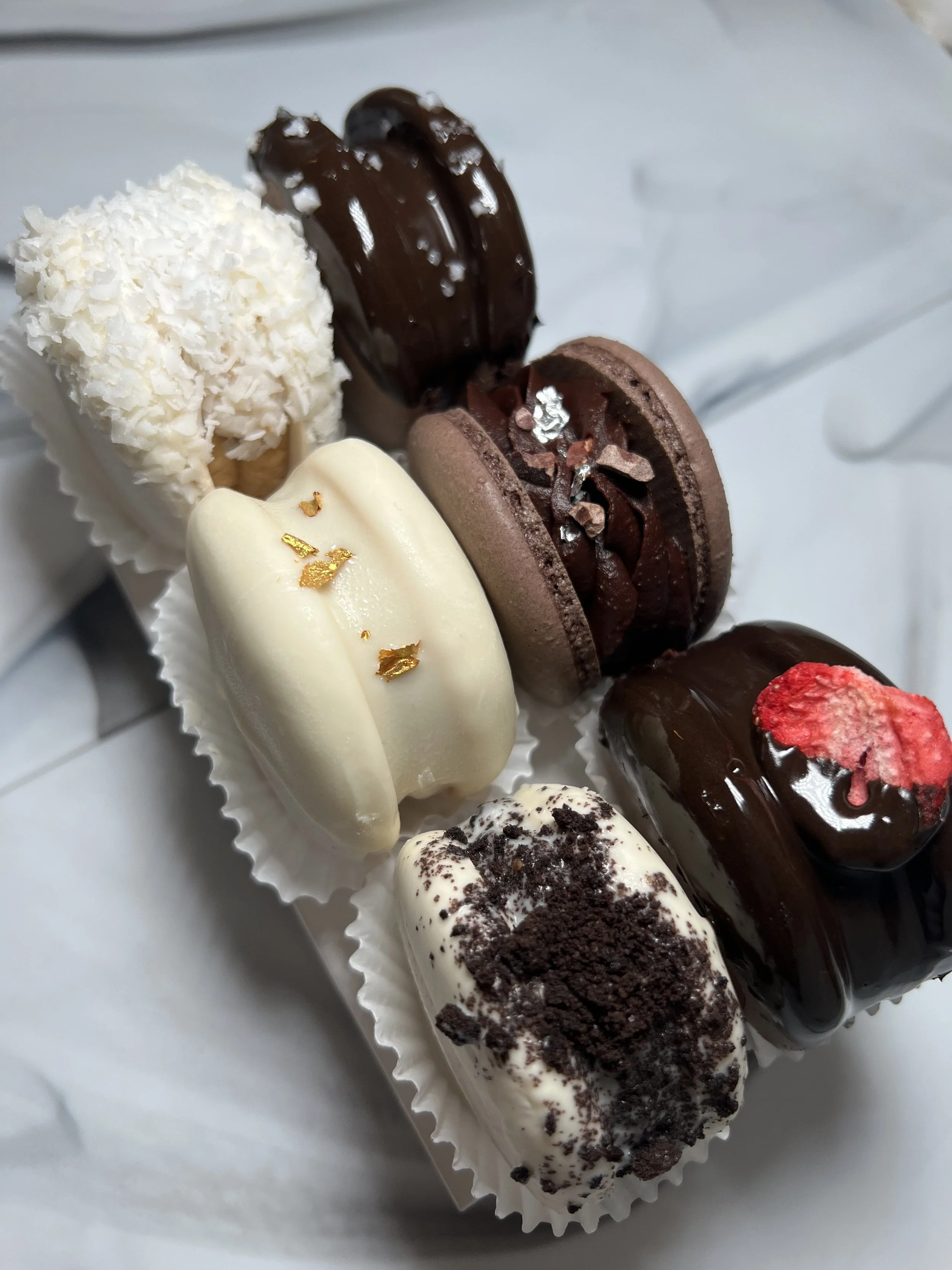 Premium Macaron Gift Box