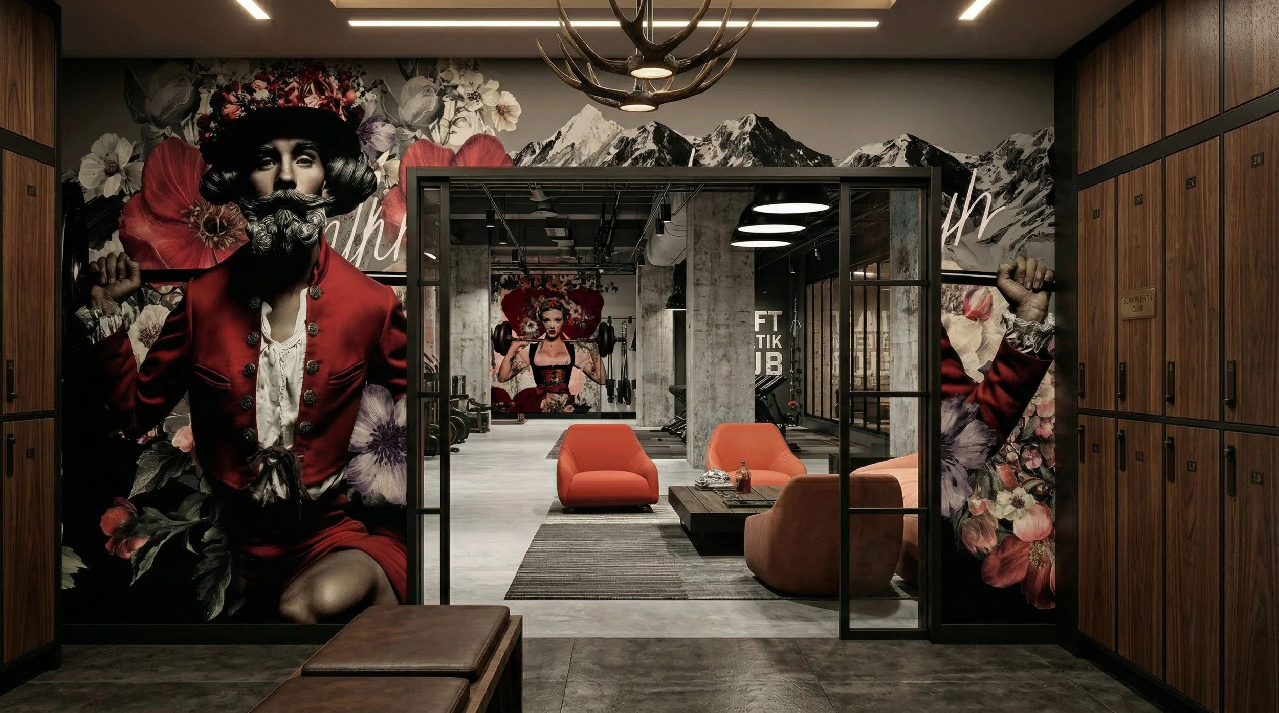 Ein Fitnessstudio mit Wandkunst, die zwei große, stilisierte Portraits von Frauen zeigt, umrahmt von Blumenmotiven und Berggipfeln. Im Raum befindet sich eine Sitzecke mit orangefarbenen Sesseln, Fitnessgeräte und hintere Wandbild einer Frau, die Gewichte hebt.