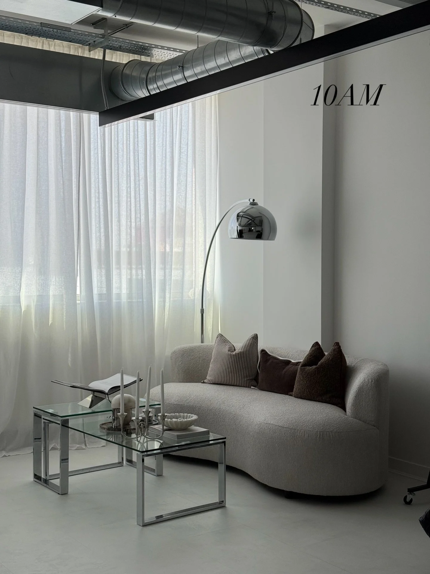 At ARIA, natural light flows beautifully from morning through to evening☀️

From soft, diffused light in the early hours, to brighter midday sun, and the warm glow of golden hour, the space evolves with you throughout the day.

Even on cloudier days,