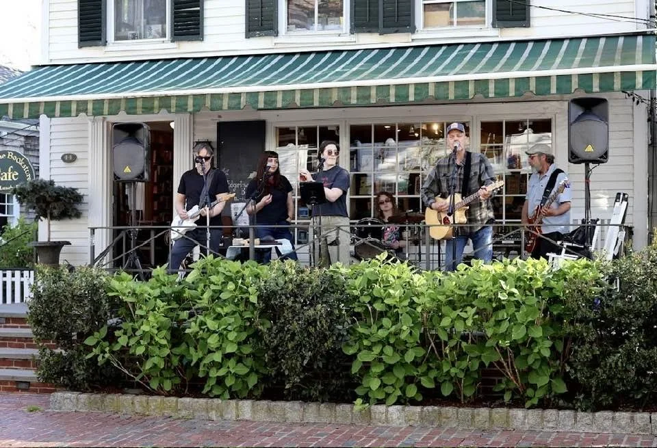 MV Sound at The Strand