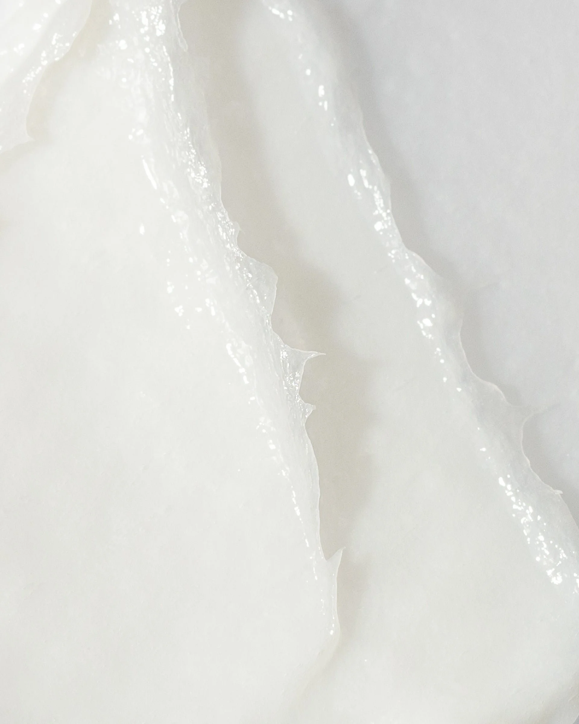 Vivier-Skin-Brightening-Cream-Texture.jpg