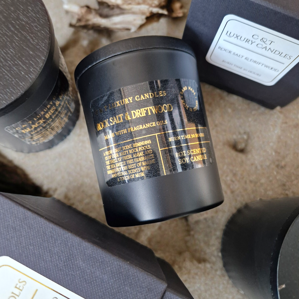 Rock Salt  & Driftwood 30cl Black Glass Scented Candle