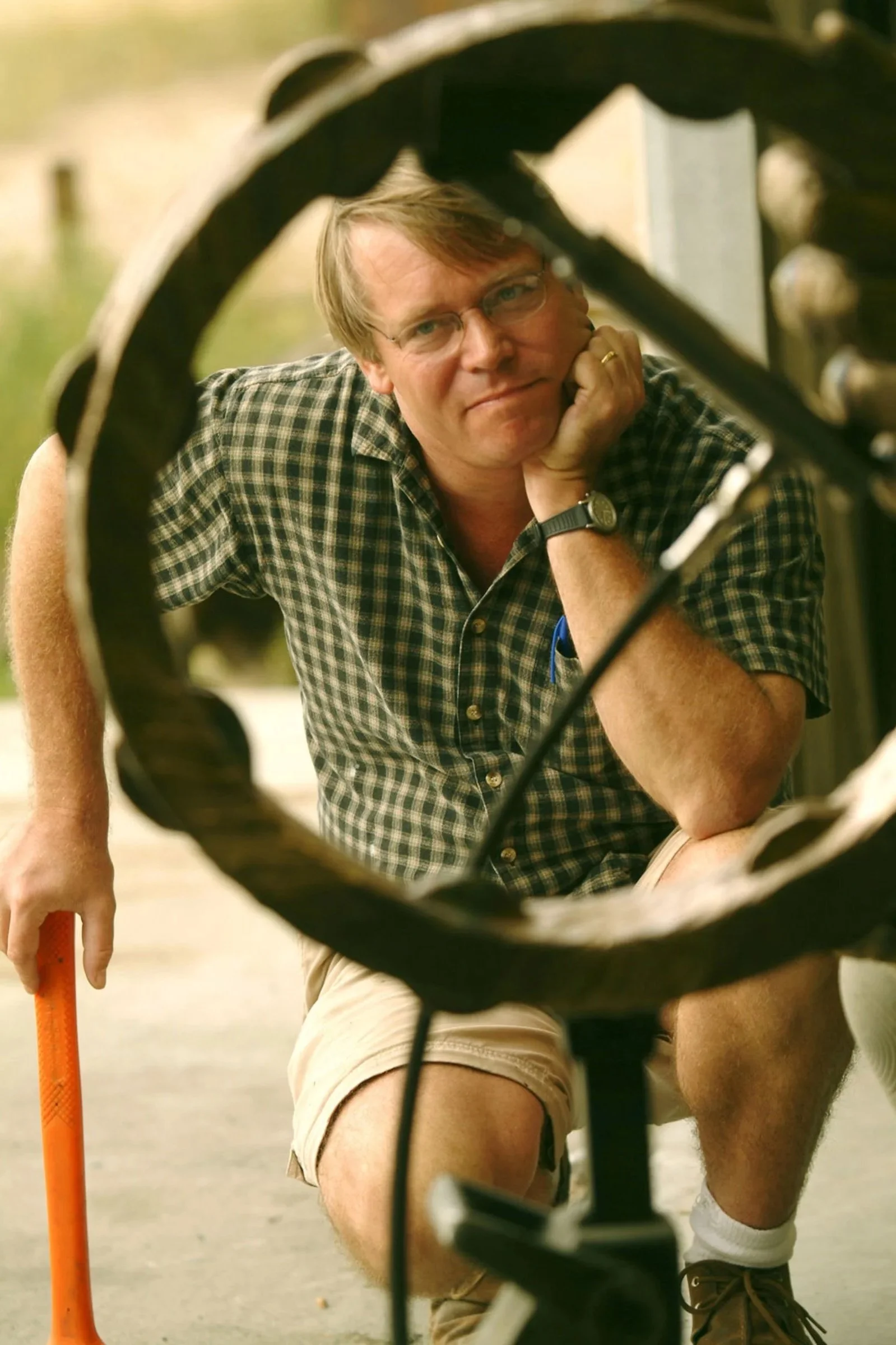Alan+in+tambourine.jpg
