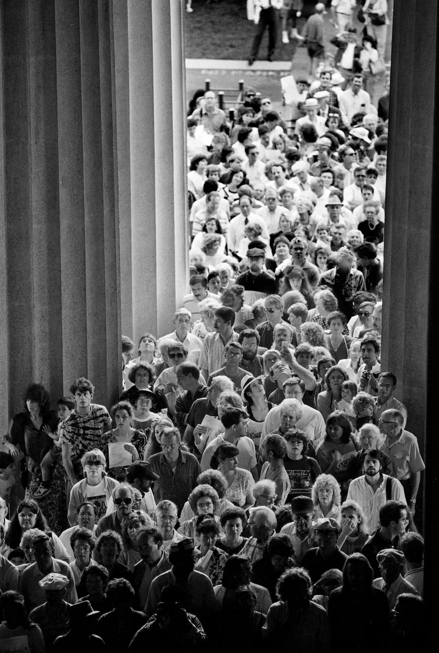 Thousands enter the Parthenon in Centennial Park on May 20, 1990, to view the 42-foot-tall Athena, which took Nashville sculptor Alan LeQuire eight years to create.
Bill Steber / The Tennessean