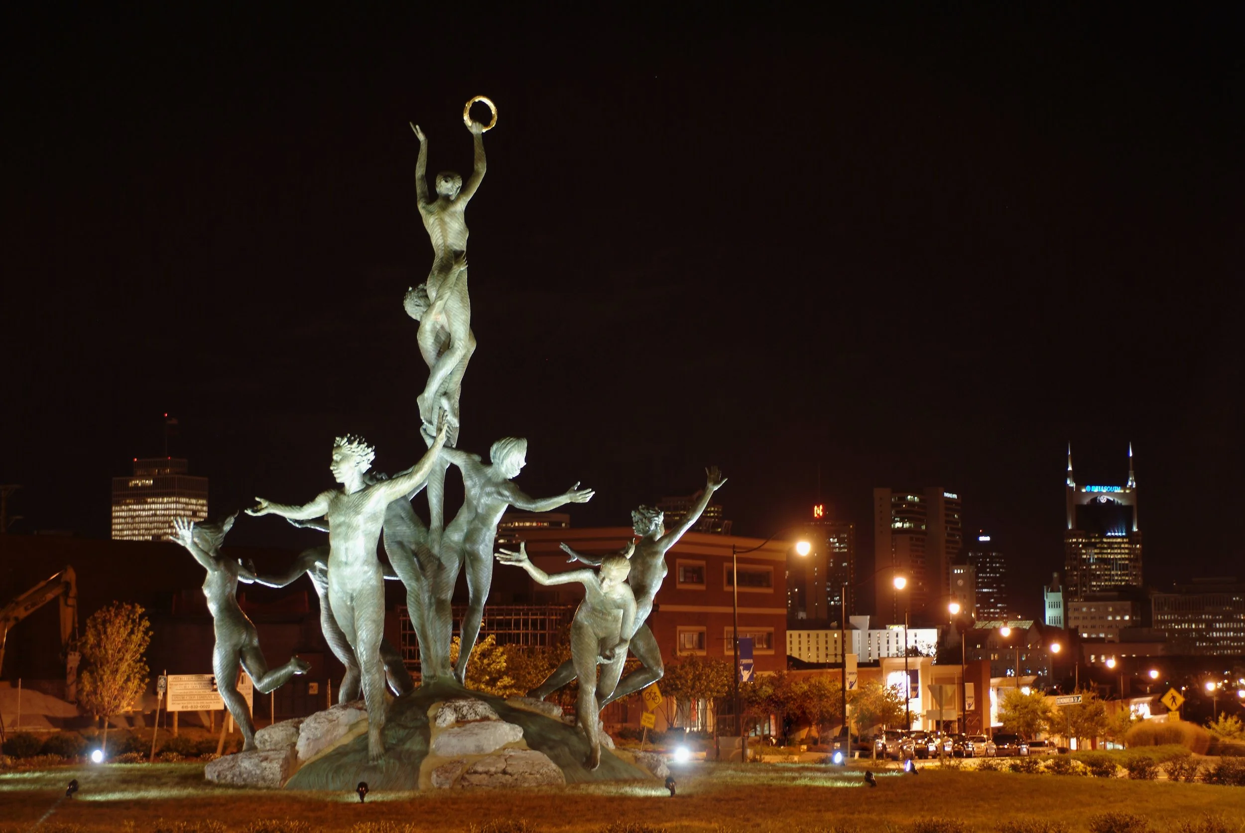 Musica Dixon Skyline Night 6253.jpg