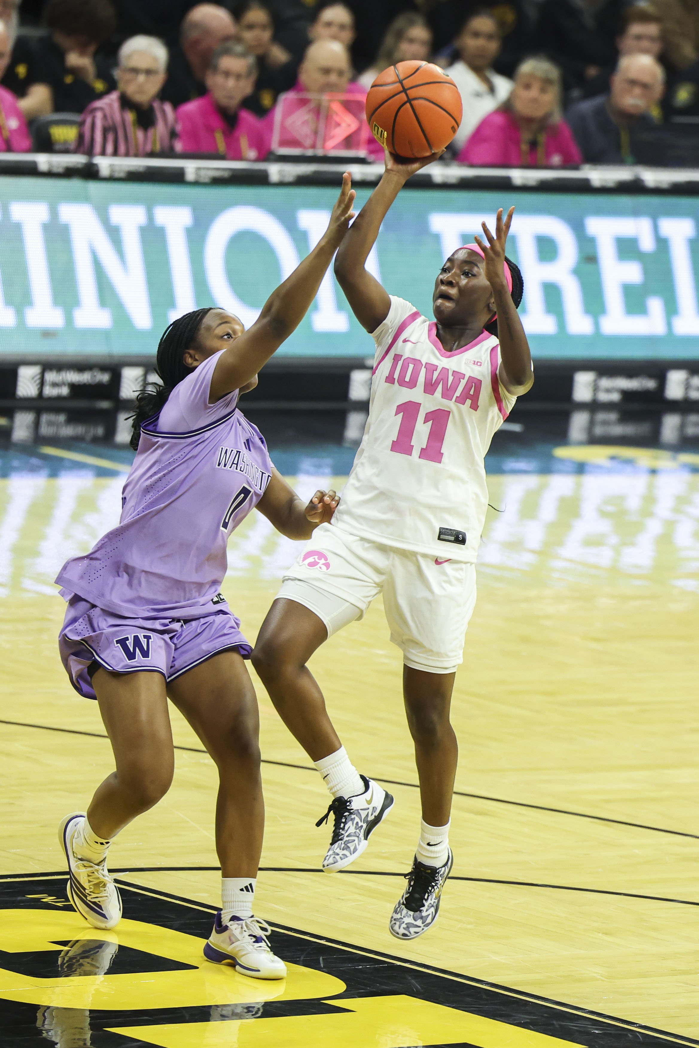 2026_02_11_WOMENSBASKETBALL_VS_WASH_IT_031.JPG