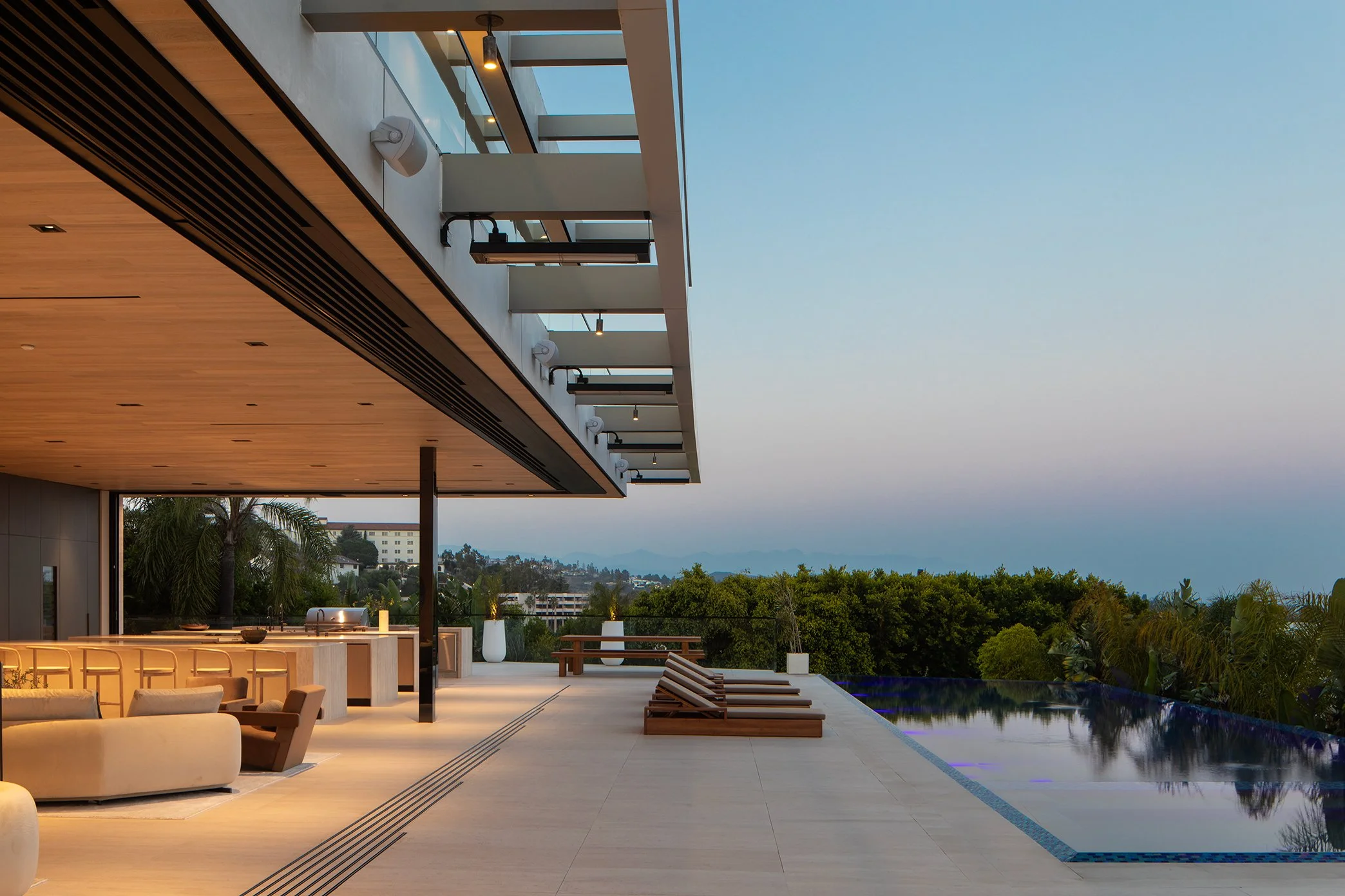 IRArch_Chickory_MeghanBob_ExteriorPool_Evening_WEB.jpg