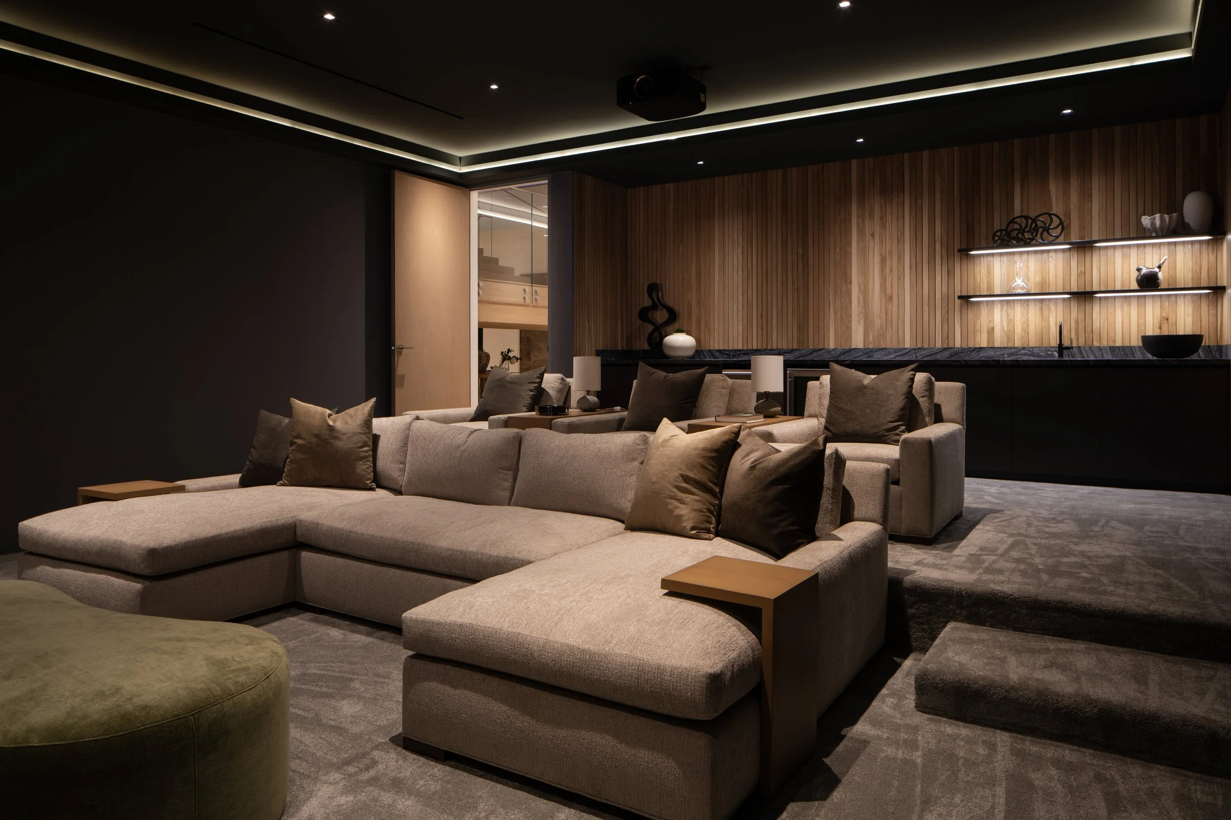 IR_Casale_MeghanBob_MovieTheatreToStairs_HR.jpg