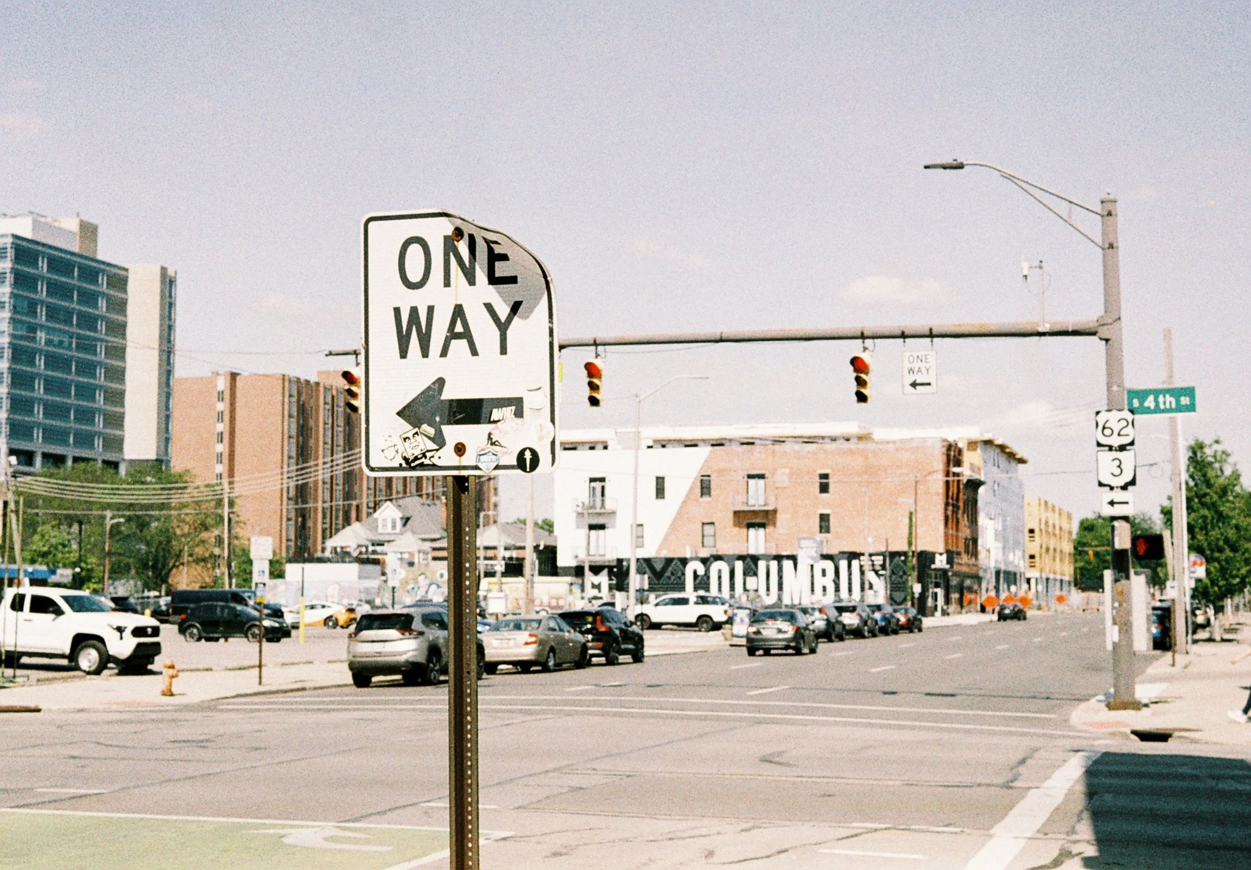 R1-01452-0012.JPG