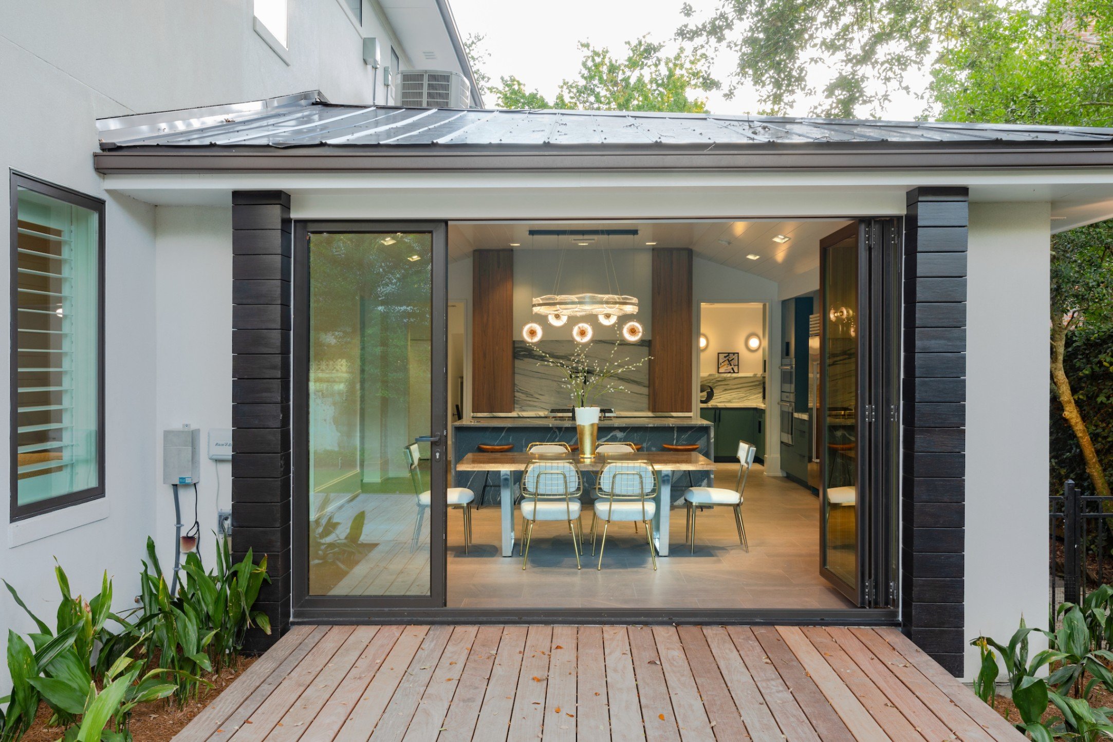 Metairie Club Gardens Modern Update