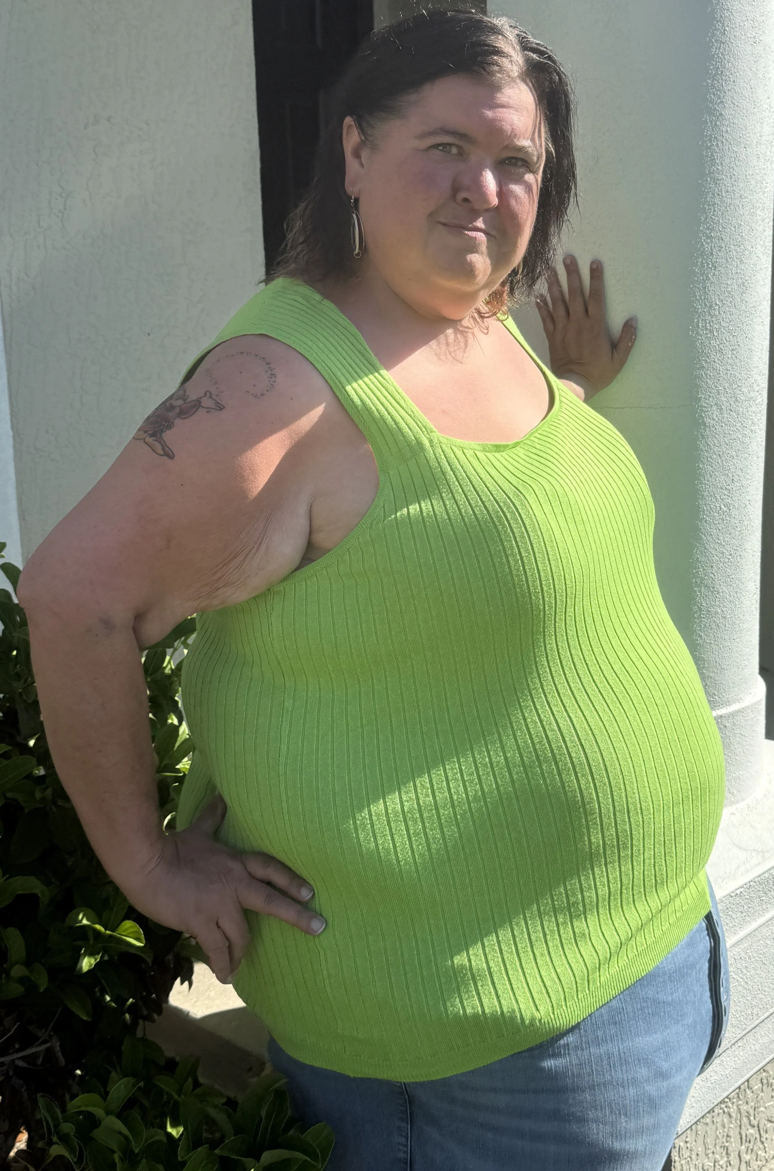 Online therapist in Florida providing counseling for chronic pain and couples