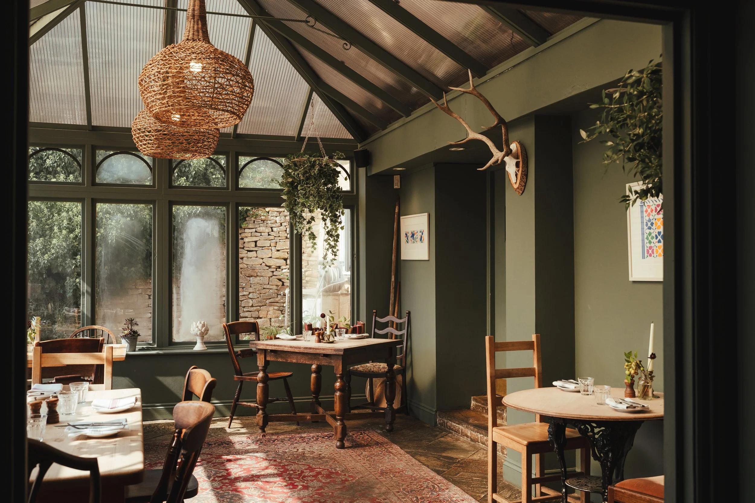 The Crown178.jpg