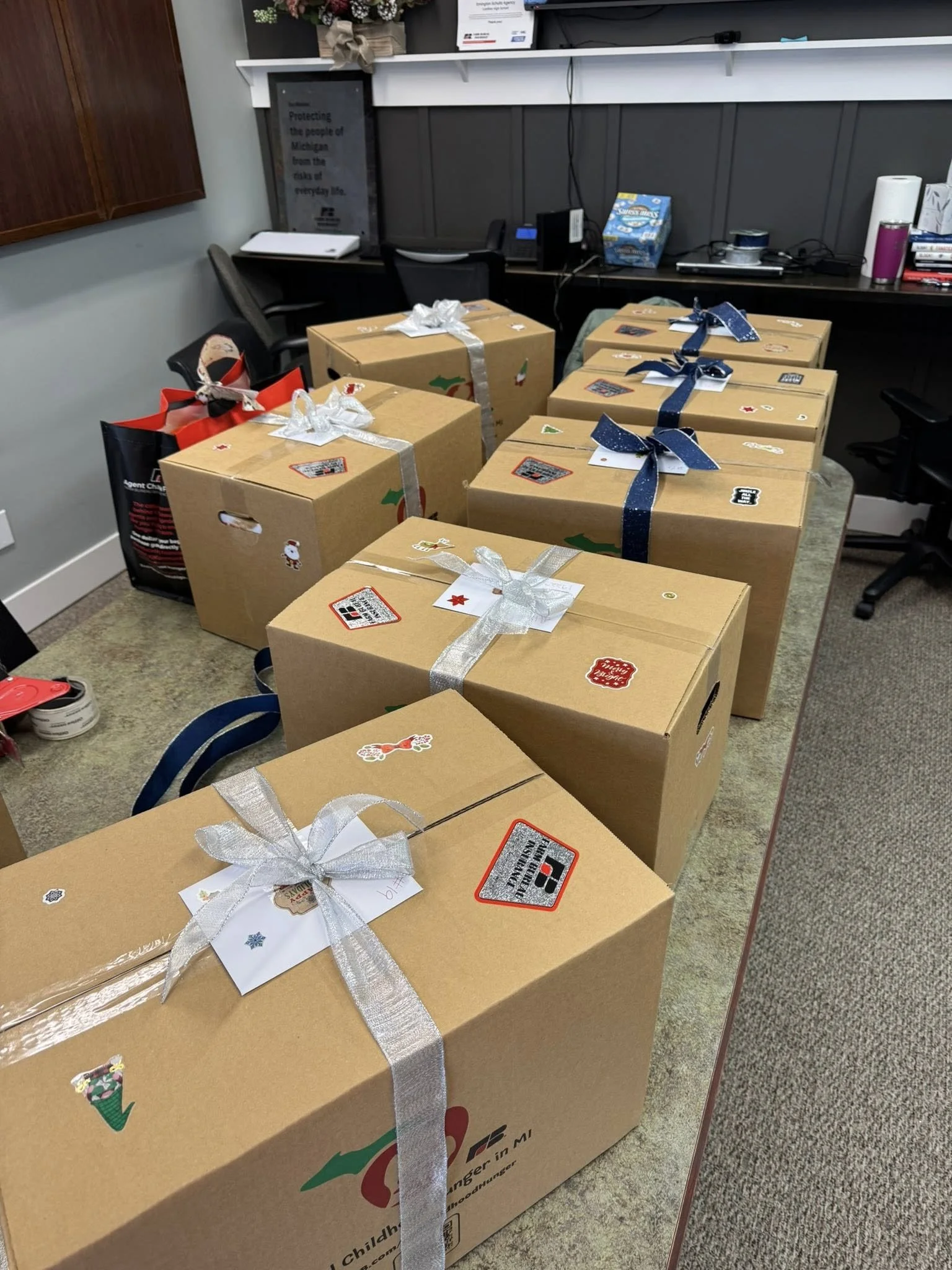 Agent Charitable Fund Awards Grant to Project Christmas