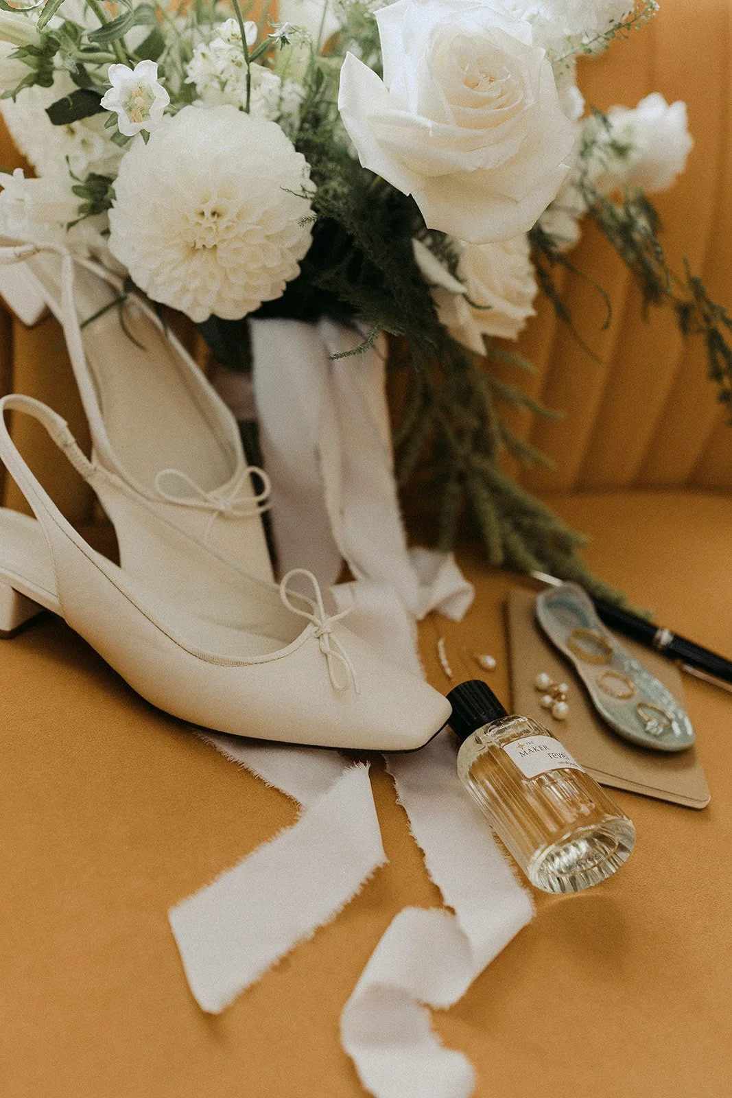 ra-waupoos-estate-wedding-photography-05.jpg