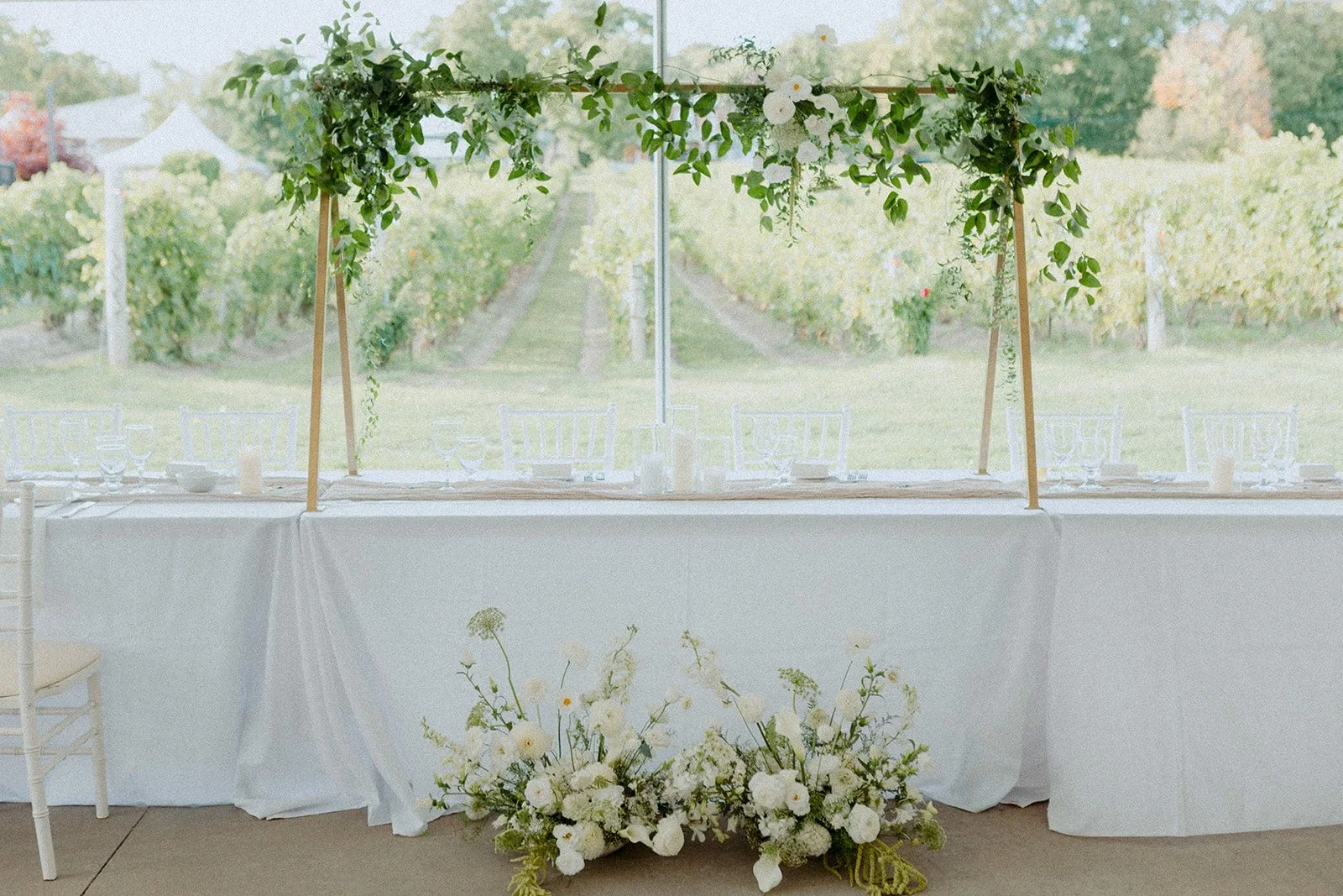 ra-waupoos-estate-wedding-photography-976.jpg