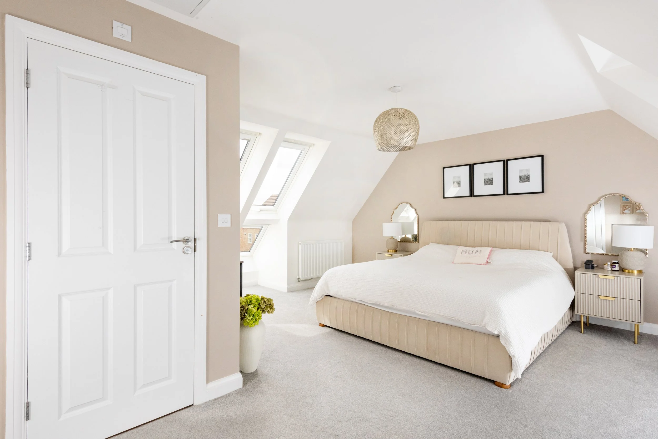 TW 7 Westergate Ave, Apr 26, Olly 23.jpg