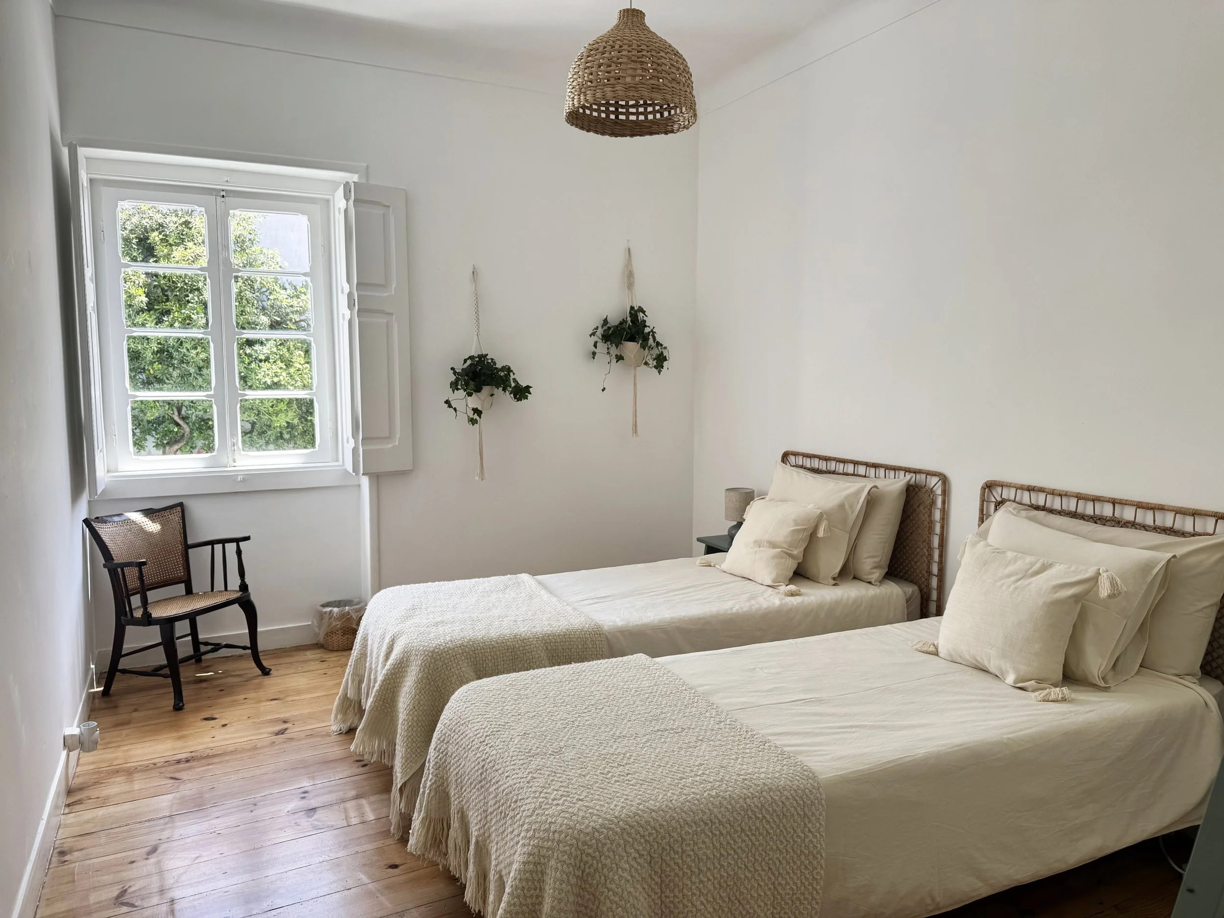 Room 1 full view.jpg