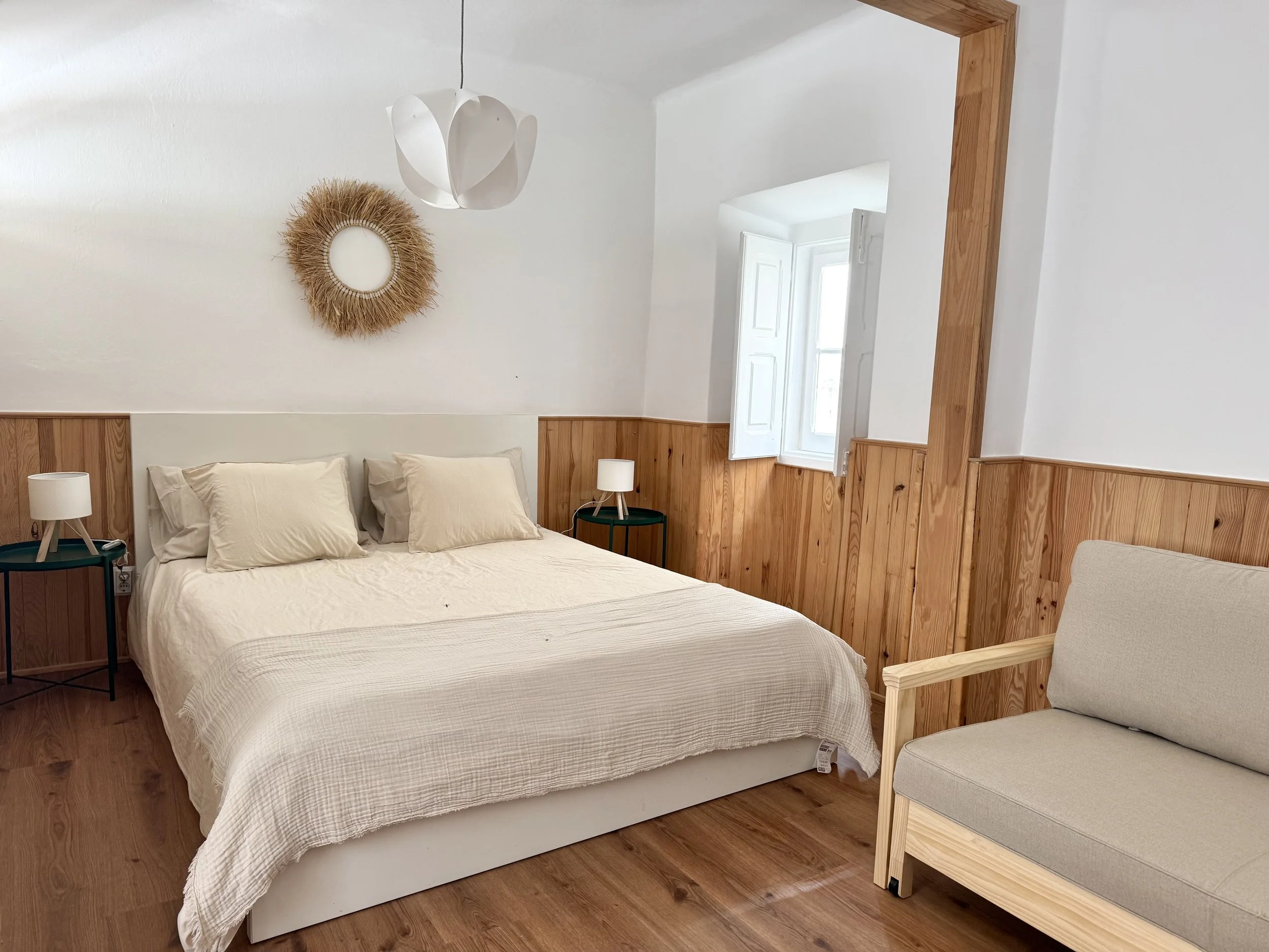 studio 2 room .jpg