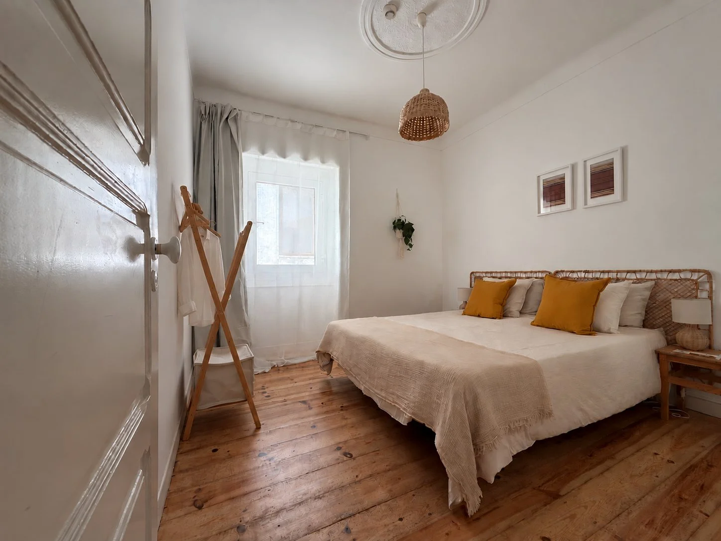 Room 4 standard full .jpg