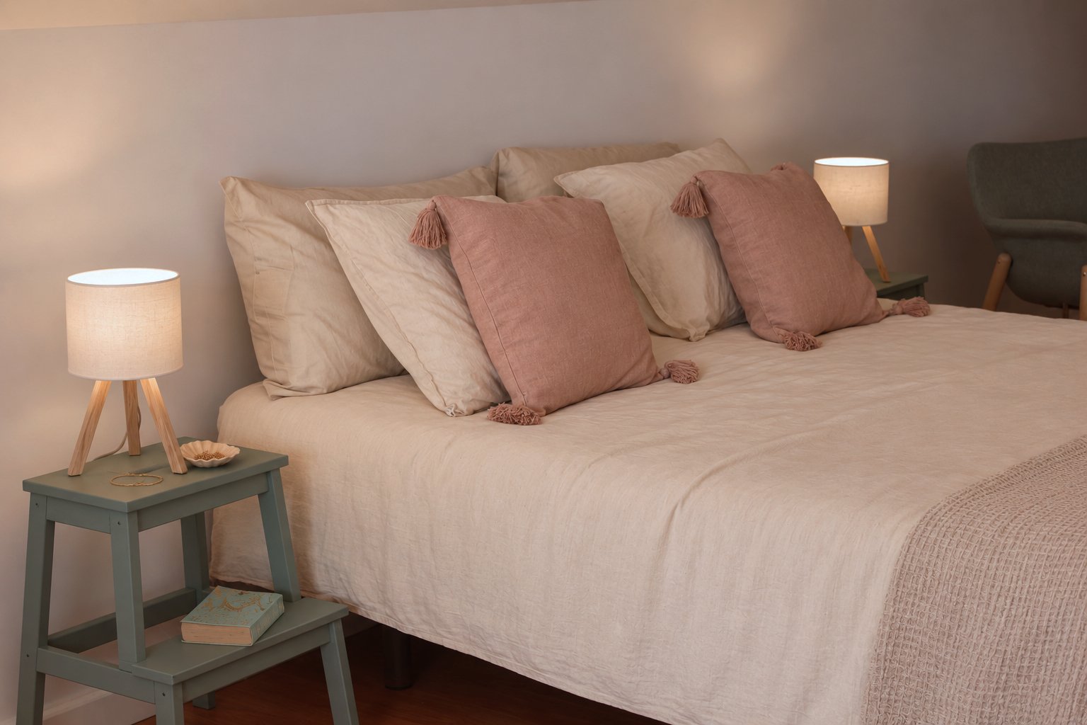 family room dbl detail .jpg