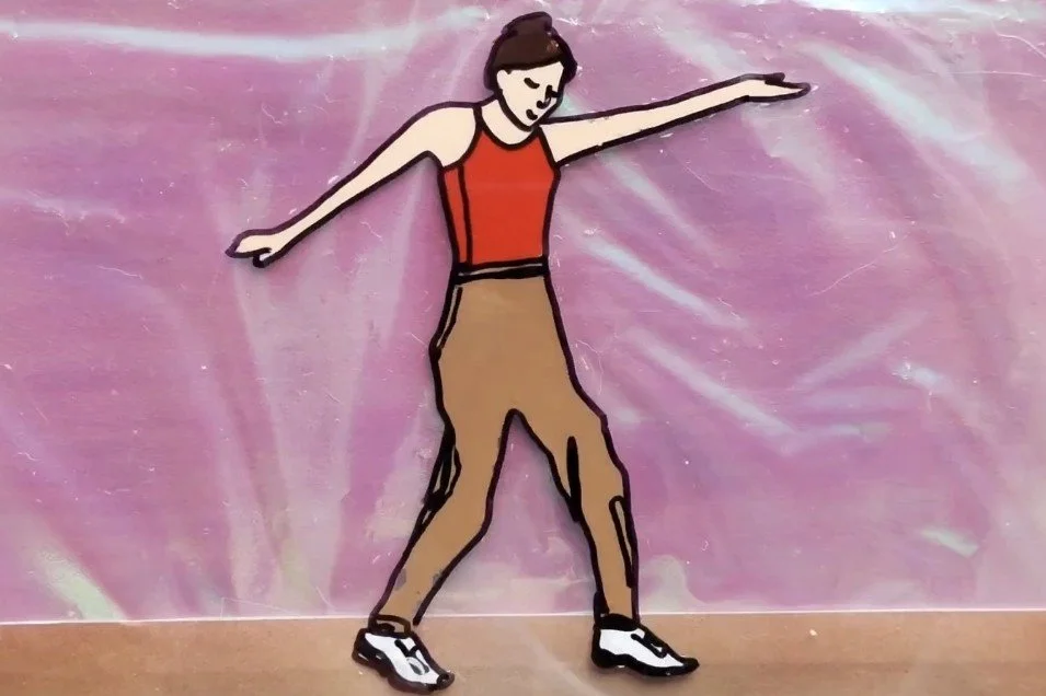 thumbnail de la animación titulada sway donde se ve a la persona bailando, el fondo es aterciopelado y la imagen presenta colores vibrantes.