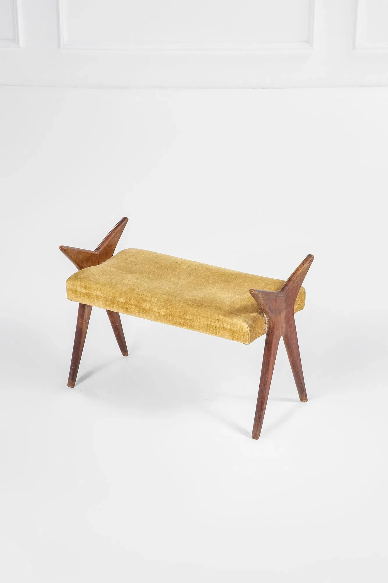  Augusto Romano Attr. 
 STARTING BID €500 
 ESTIMATE: €500–€800 
 FAIR VALUE → 