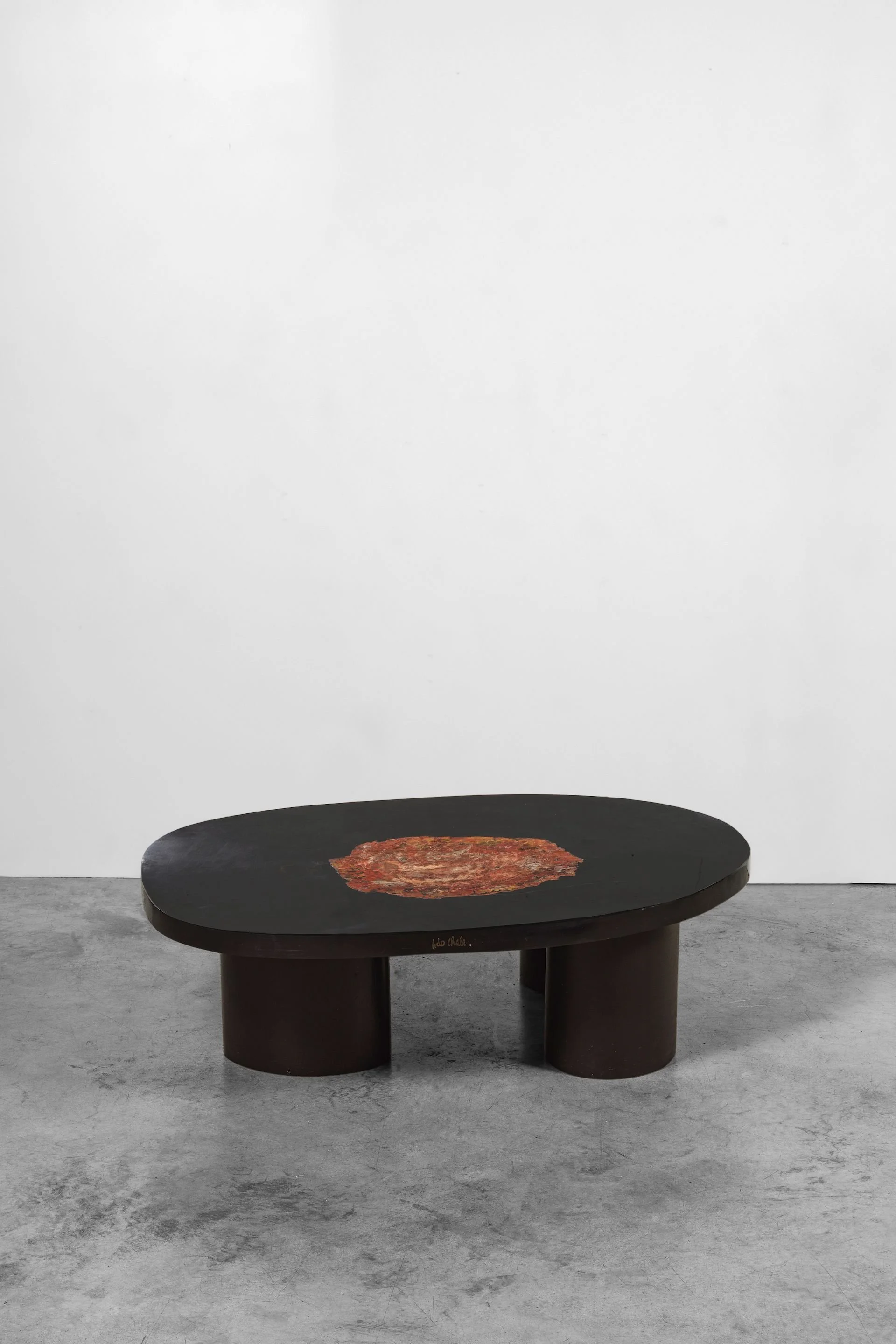  ado chale 
 STARTING BID €5K 
 ESTIMATE: €5–€7K 
 UNDERVALUED↓ 