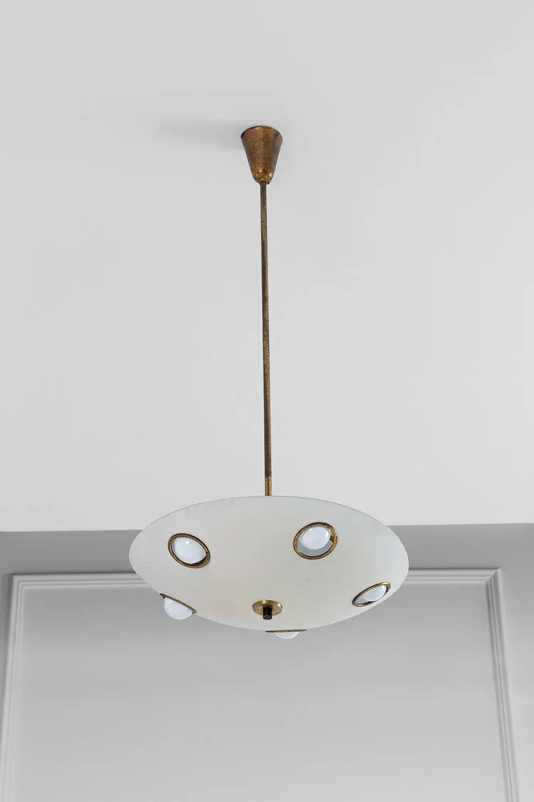 SOLD ↓ — Soft result for a disciplined modern lighting form