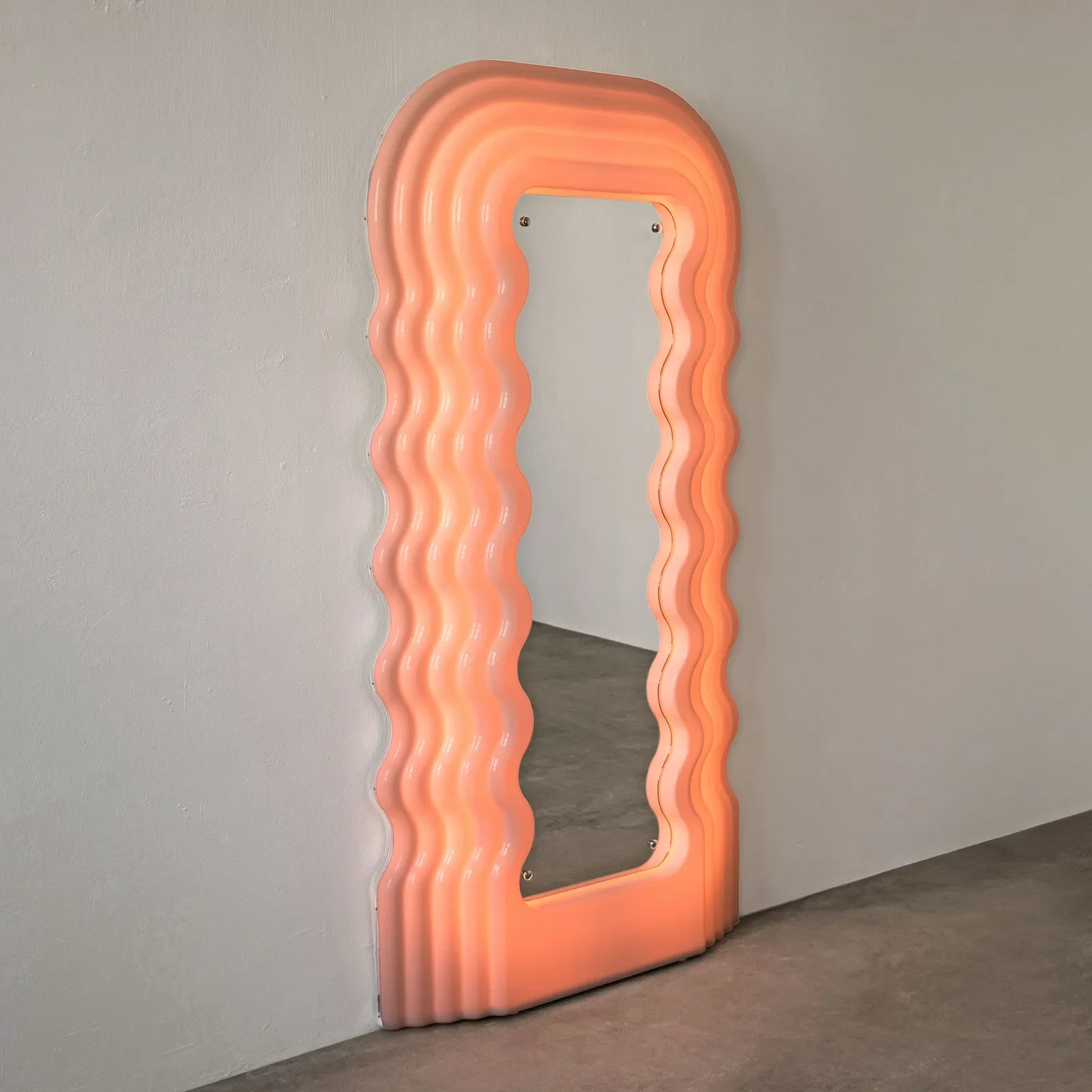 SOLD ↑ — Continued strong demand for iconic postmodernism