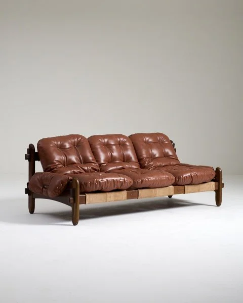  Jean Gillon 
 STARTING BID €3k 
 ESTIMATE: €8–€10k 
 UNDERVALUED ↓ 