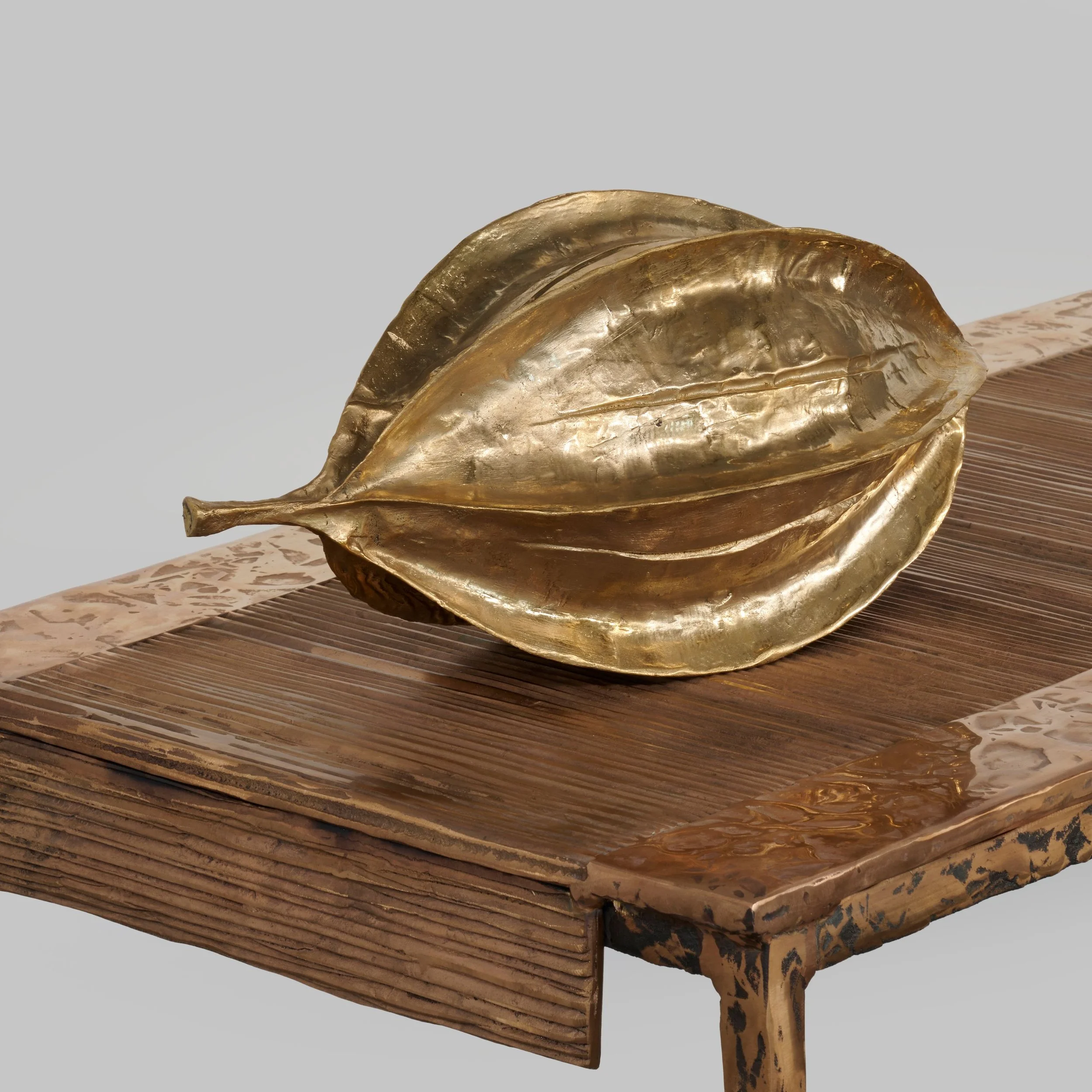  ISABELLE DE BORCHGRAVE 
 STARTING BID €2.5K 
 ESTIMATE: €3K–€5K 
 COLLECTIP FAVOURITE ↓  