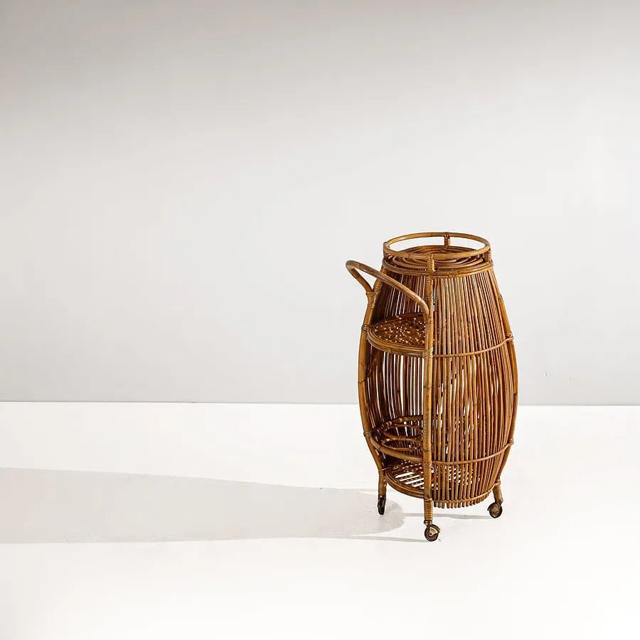  MANIFATTURA ITALIANA 
 STARTING BID €400 
 ESTIMATE: €400–€600 
 UNDERVALUED↓  