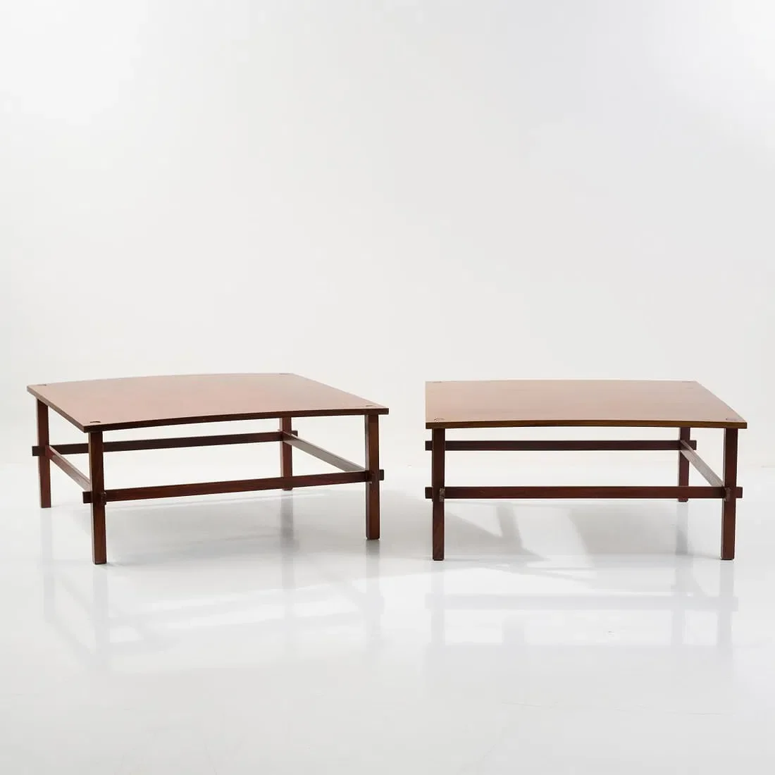  Gianfranco Frattini 
 STARTING BID €1k 
 ESTIMATE: €1.2K–€1.8K 
 UNDERVALUED↓  
